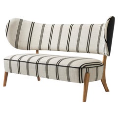 Canapé lounge Striped TMBO en chêne et tapisserie d'ameublement Dedar/Linear par Mazo Design
