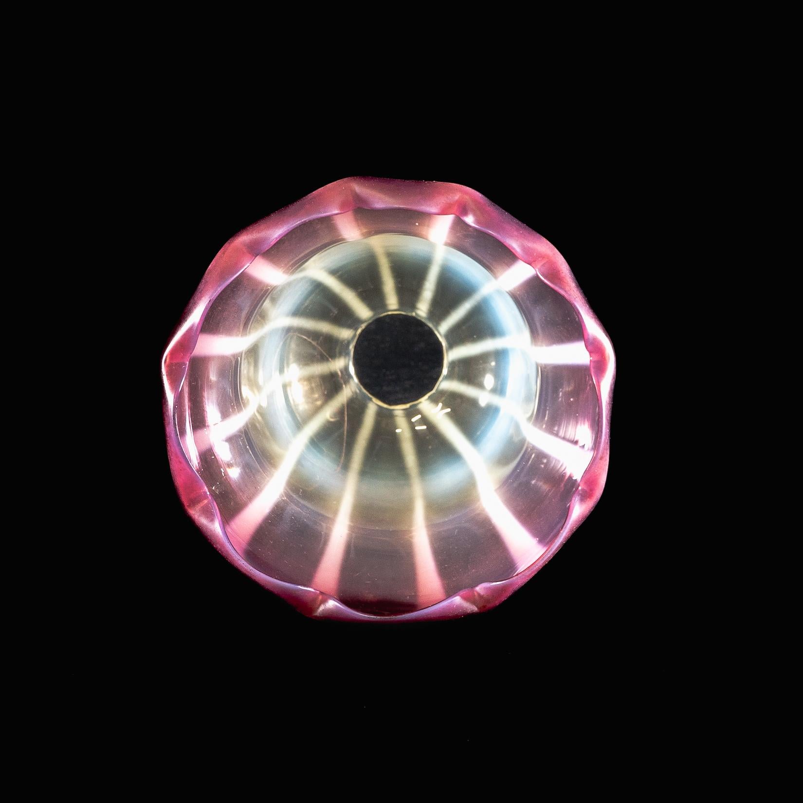 Striped Vaseline Glass Shade with Ribbed Bell Shape & Soft Pink Accents In Good Condition For Sale In London, GB