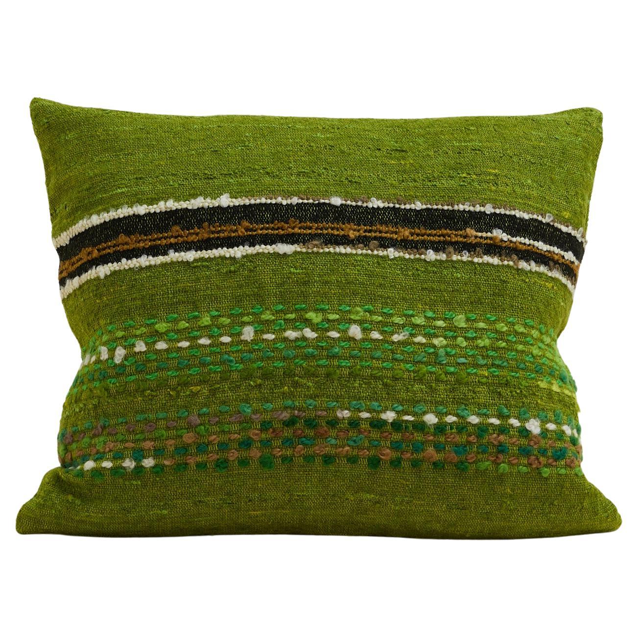 Gestreiftes skandinavisches Vintage-Wollstoffkissen in Grün 60x50 cm