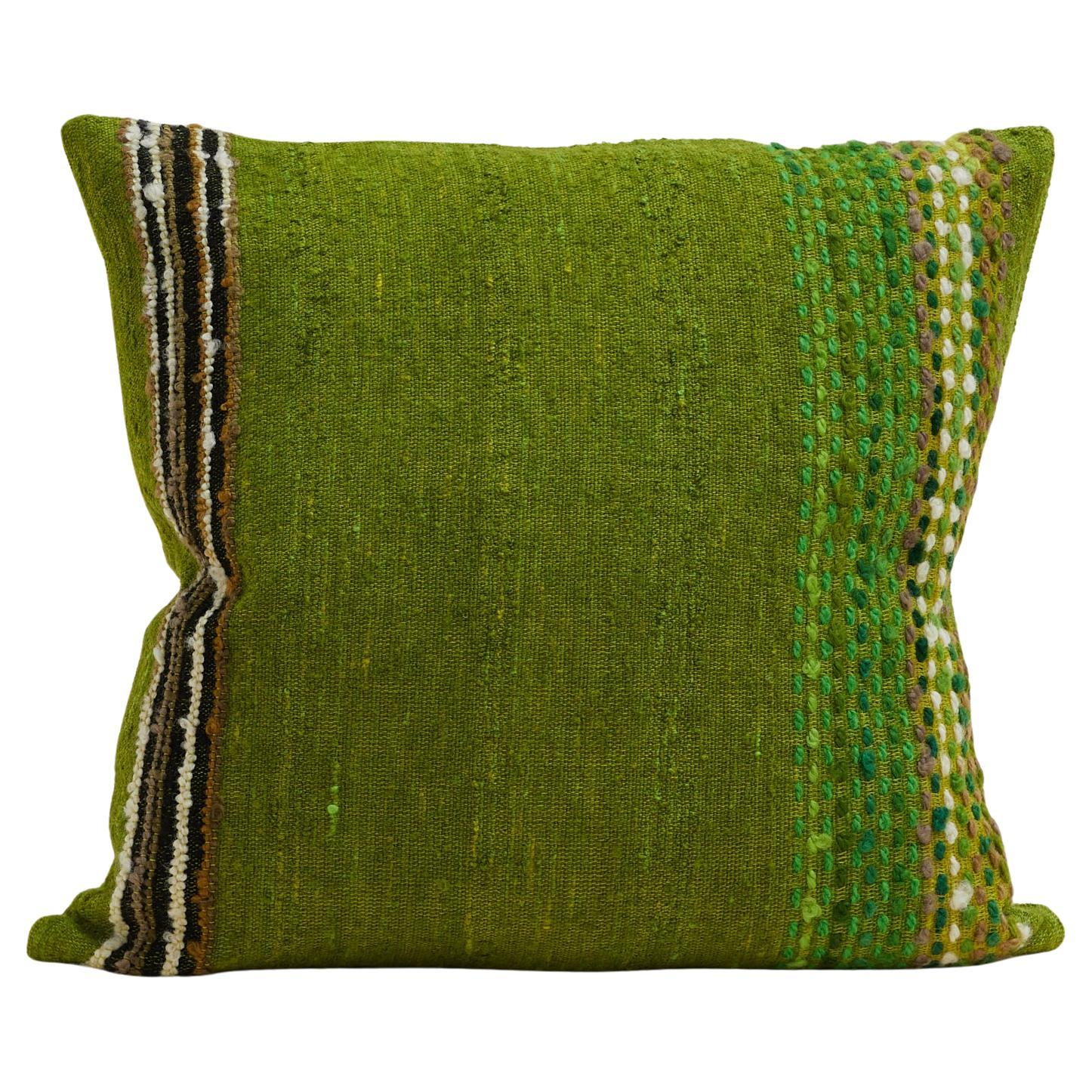 Gestreiftes skandinavisches Vintage-Wollstoffkissen in Grün 60x60 cm Option 1