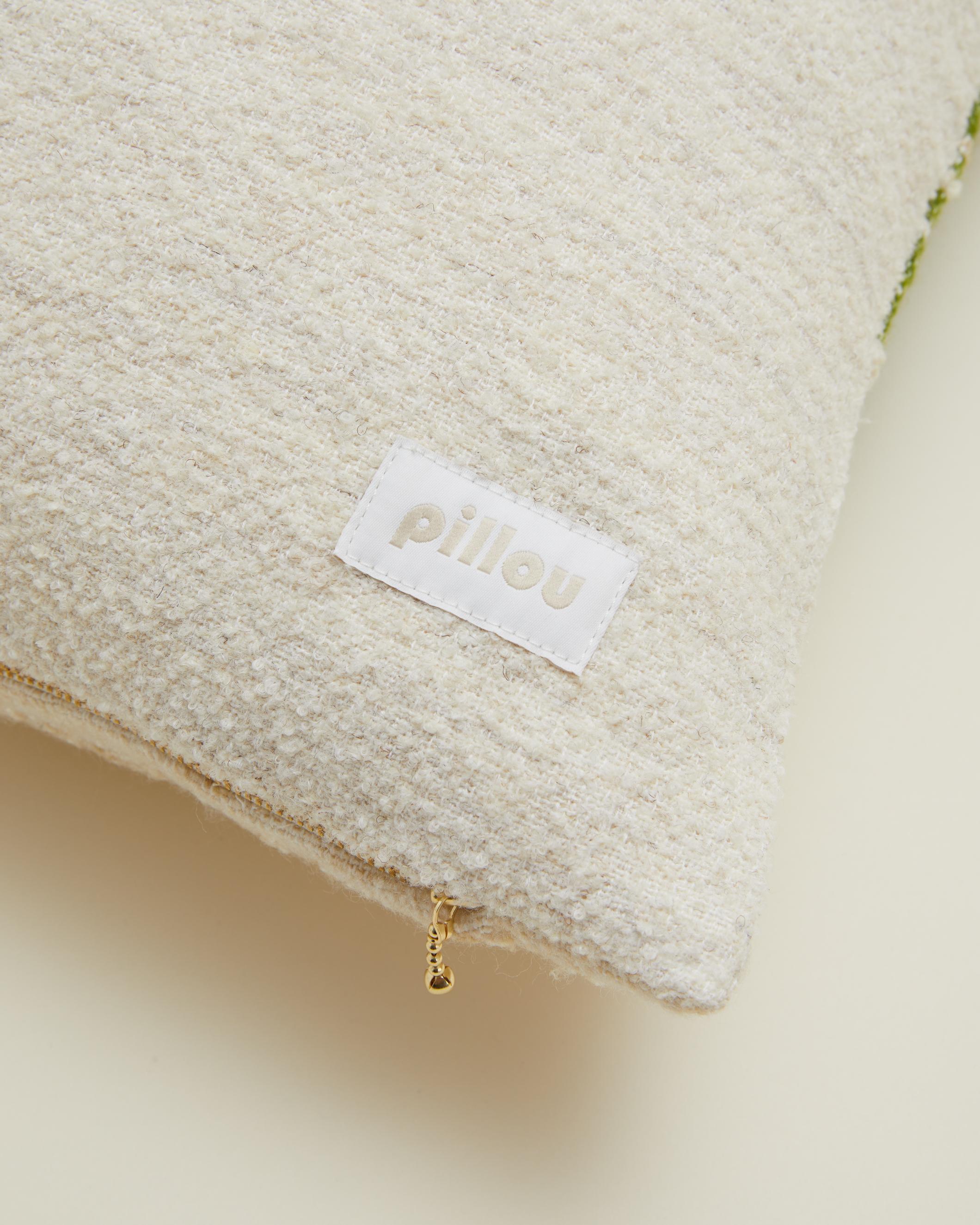 Scandinave moderne Coussin scandinave vintage rayé crème, vert et beige 60x50 cm en vente
