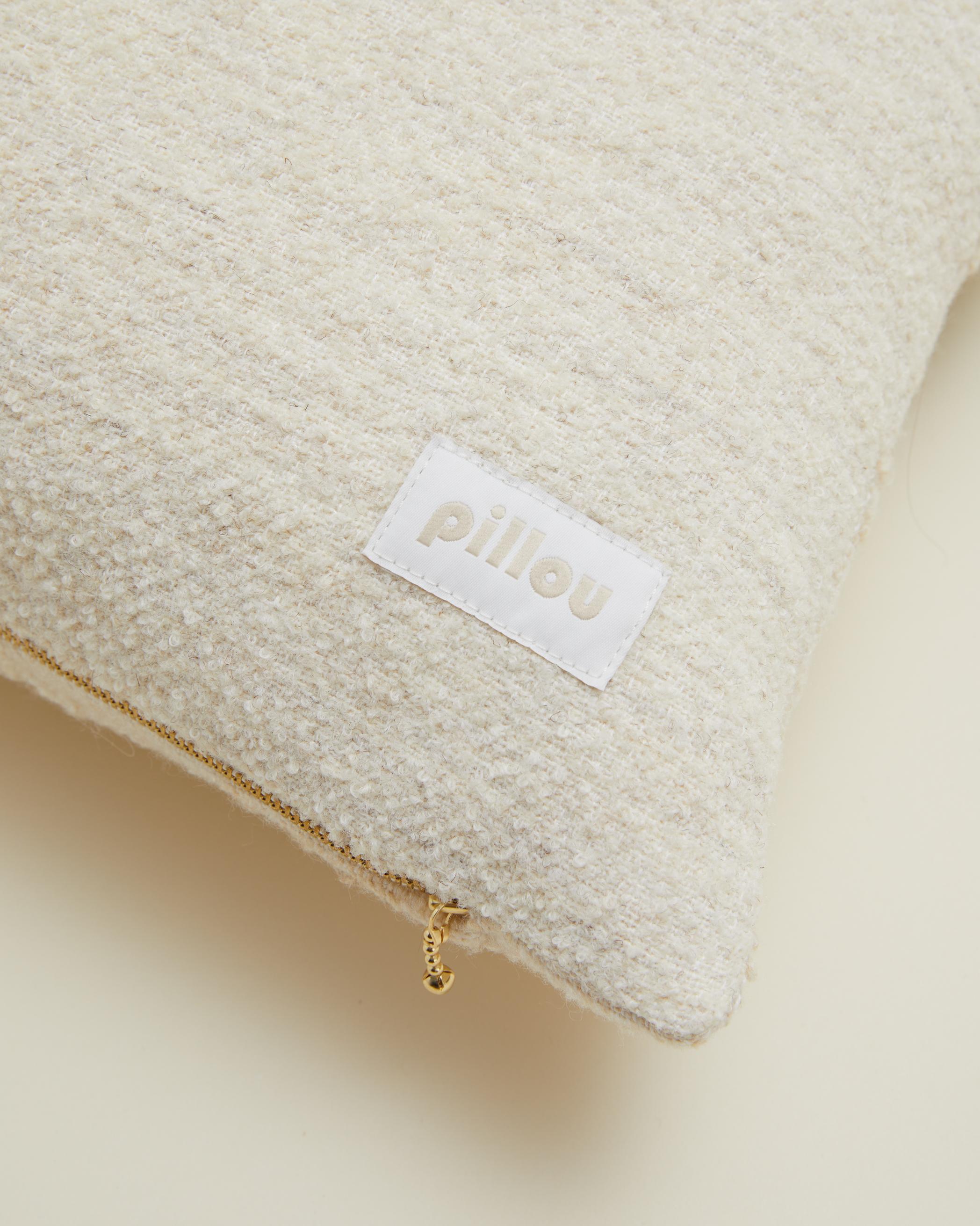 Scandinave moderne Coussin scandinave vintage rayé crème, vert et beige 70x40 cm en vente