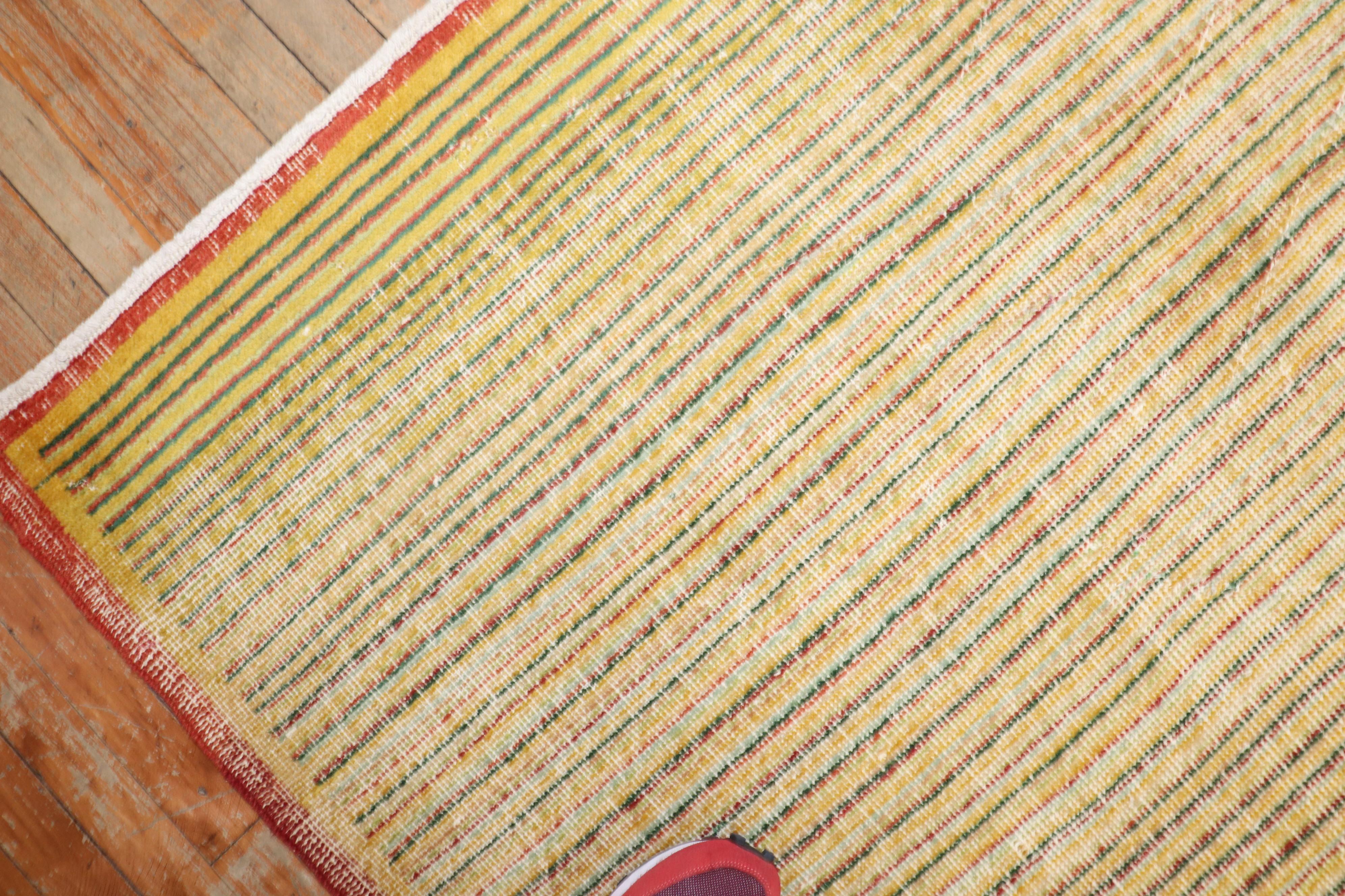 Gestreifter trkischer Vintage-Dekoteppich (Wolle) im Angebot