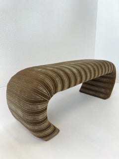 Banco cascada a rayas de Steve Chase