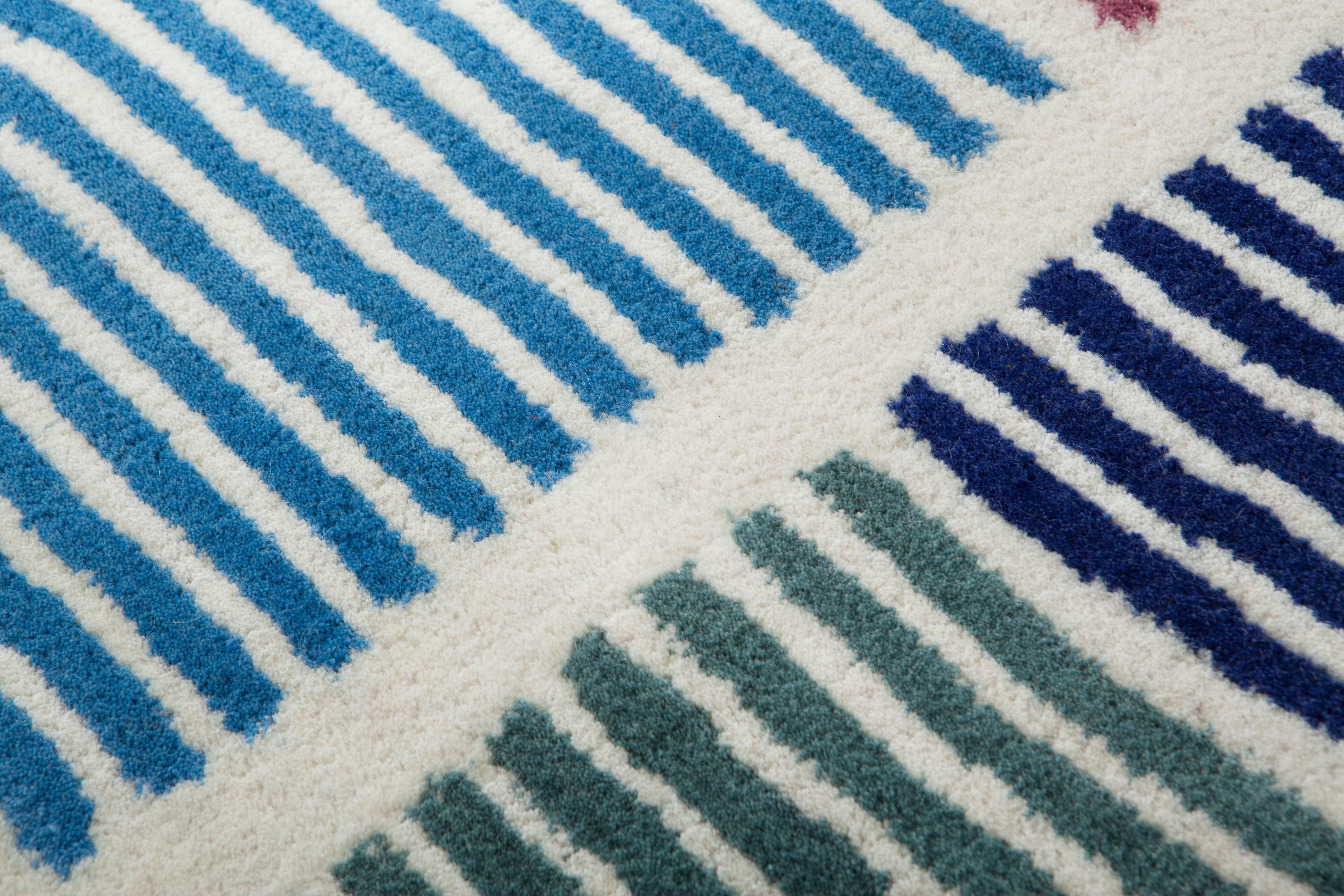 Stripes Teppich, aus der Nodus 2012 Kollektion, Design von Aoi Huber Kono ist ein handgetufteter Teppich aus Wolle, Florhöhe 100mm
Hergestellt in Indien. Maße: 100 x 350cm.