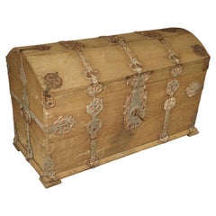 Antique Stripped Alsacien Oak Trunk with Parcel Silver Paint Hardware, circa 1790