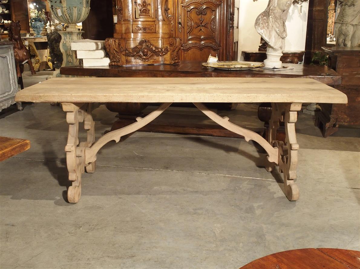 Stripped Antique Tuscan Oak Dining Table, Late 19th Century 7