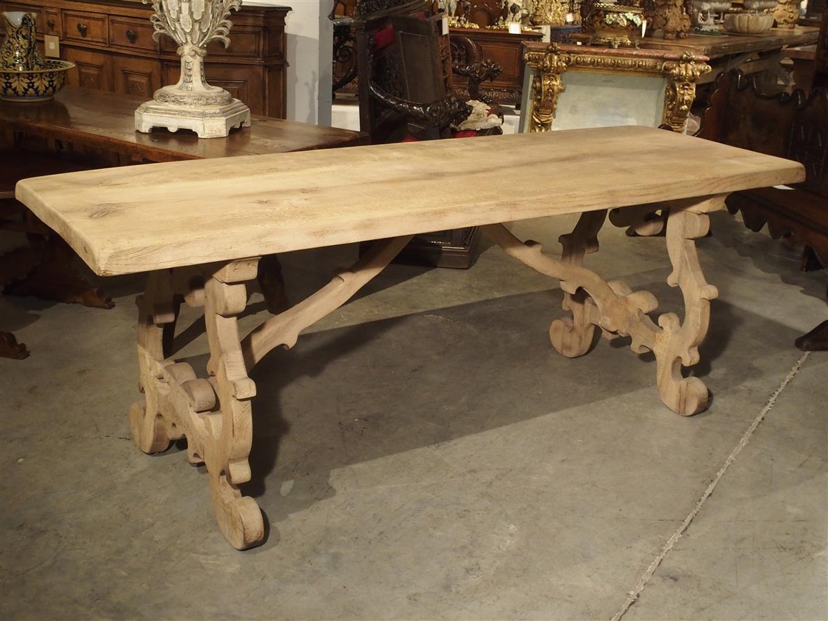 Stripped Antique Tuscan Oak Dining Table, Late 19th Century