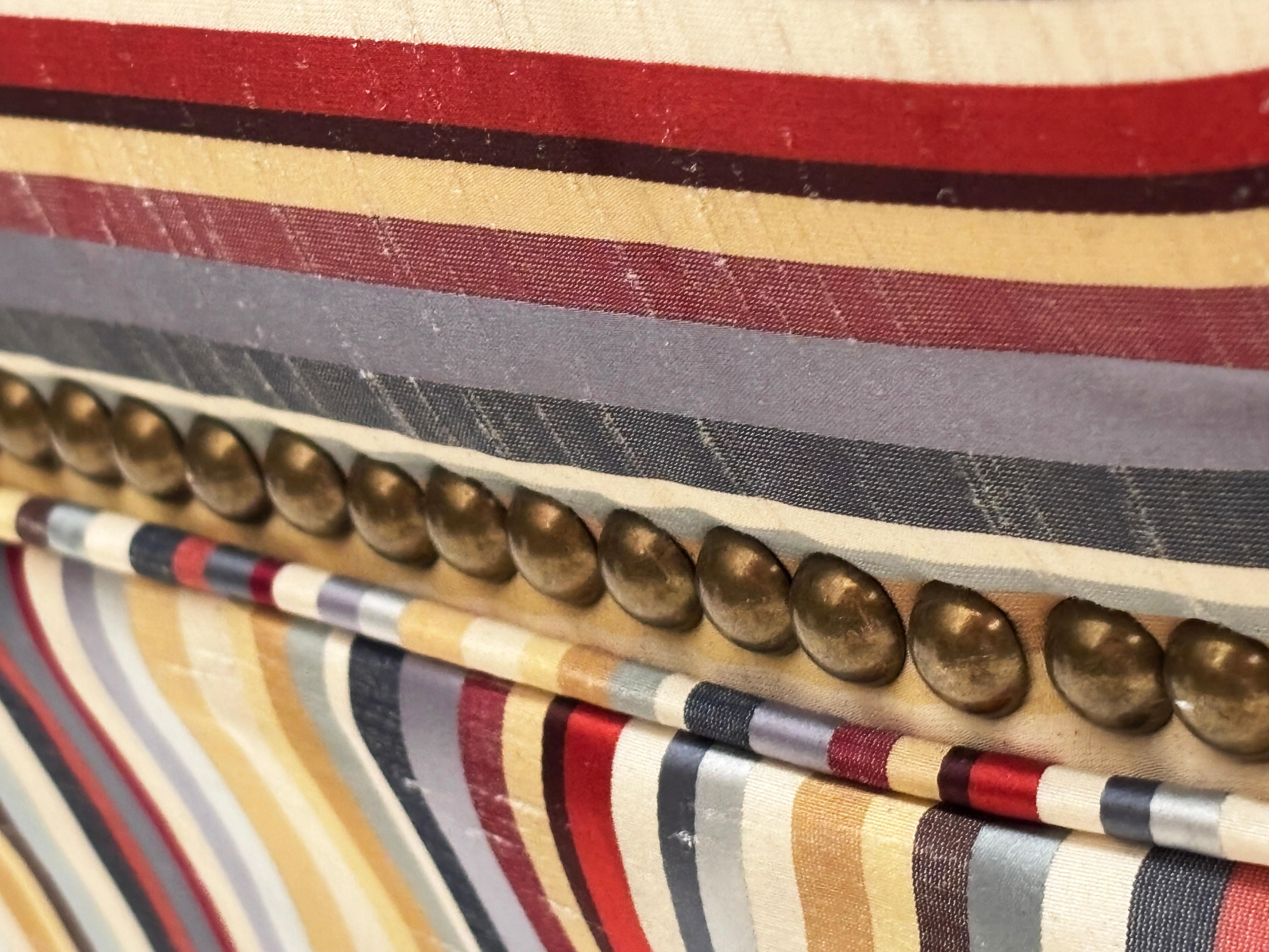 Americano Sedie Slipper imbottite in taffetà jacquard a righe a coppia in vendita