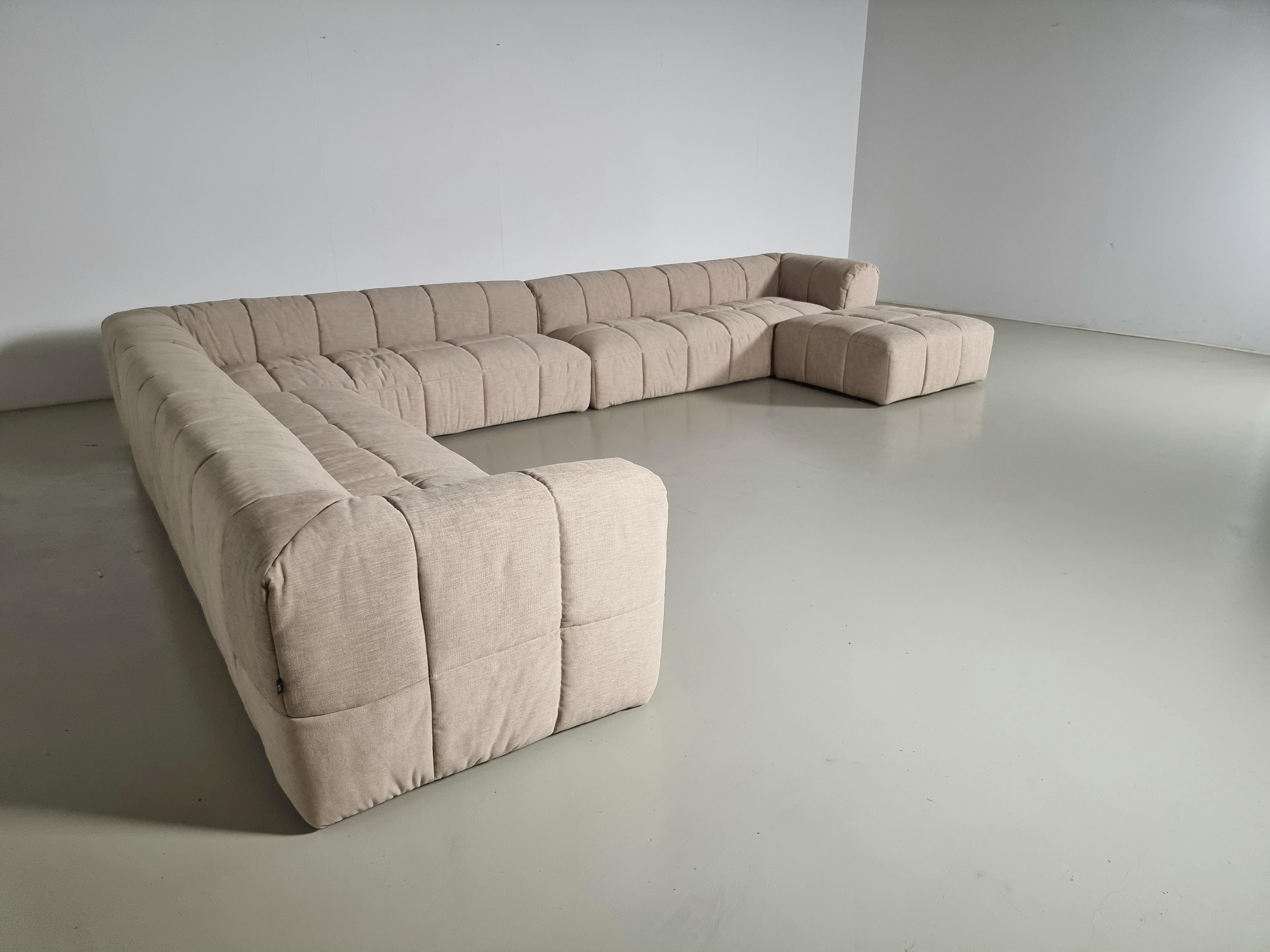 Mid-Century Modern Strips Modular Sofa in cream stain resistant fabric by Cini Boeri for Arflex For Sale