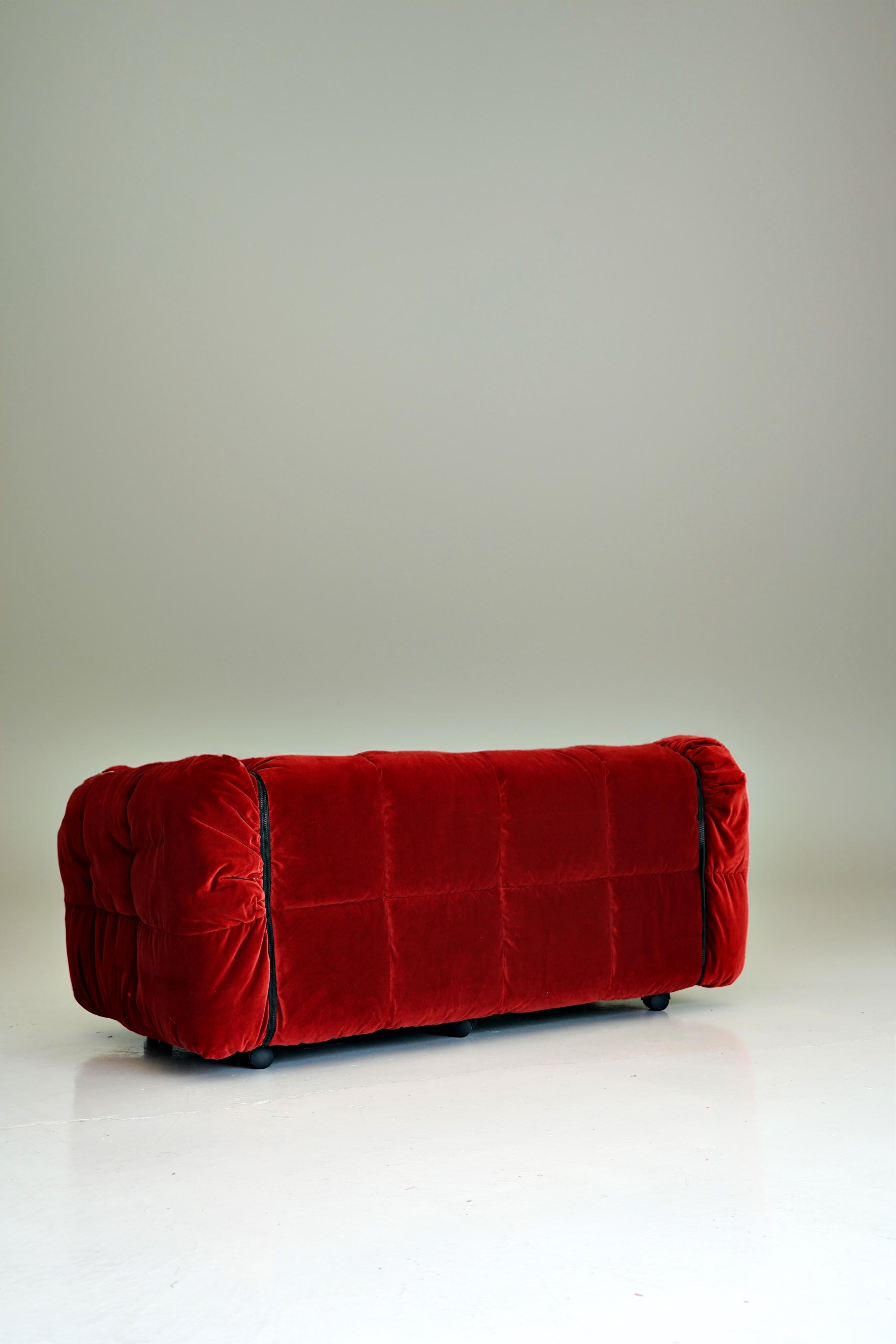 Streifen-Sofa – 2 Sitzmöbel mit Armen, Cini Boeri, Arflex. Paar verfügbar. (20. Jahrhundert) im Angebot