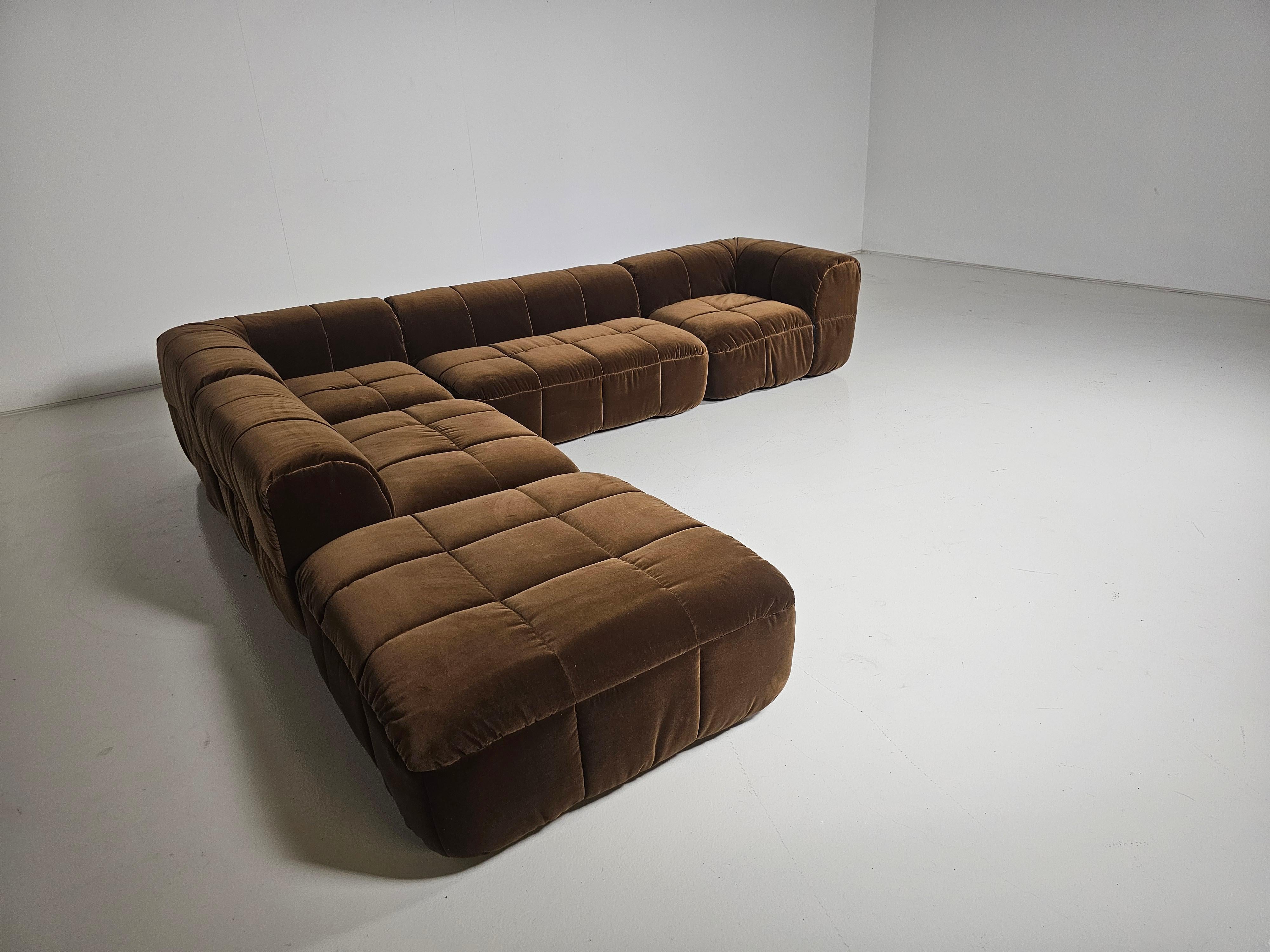 Strips Sofa in brown cotton velvet by Cini Boeri for Arflex, 1970s In Excellent Condition In amstelveen, NL