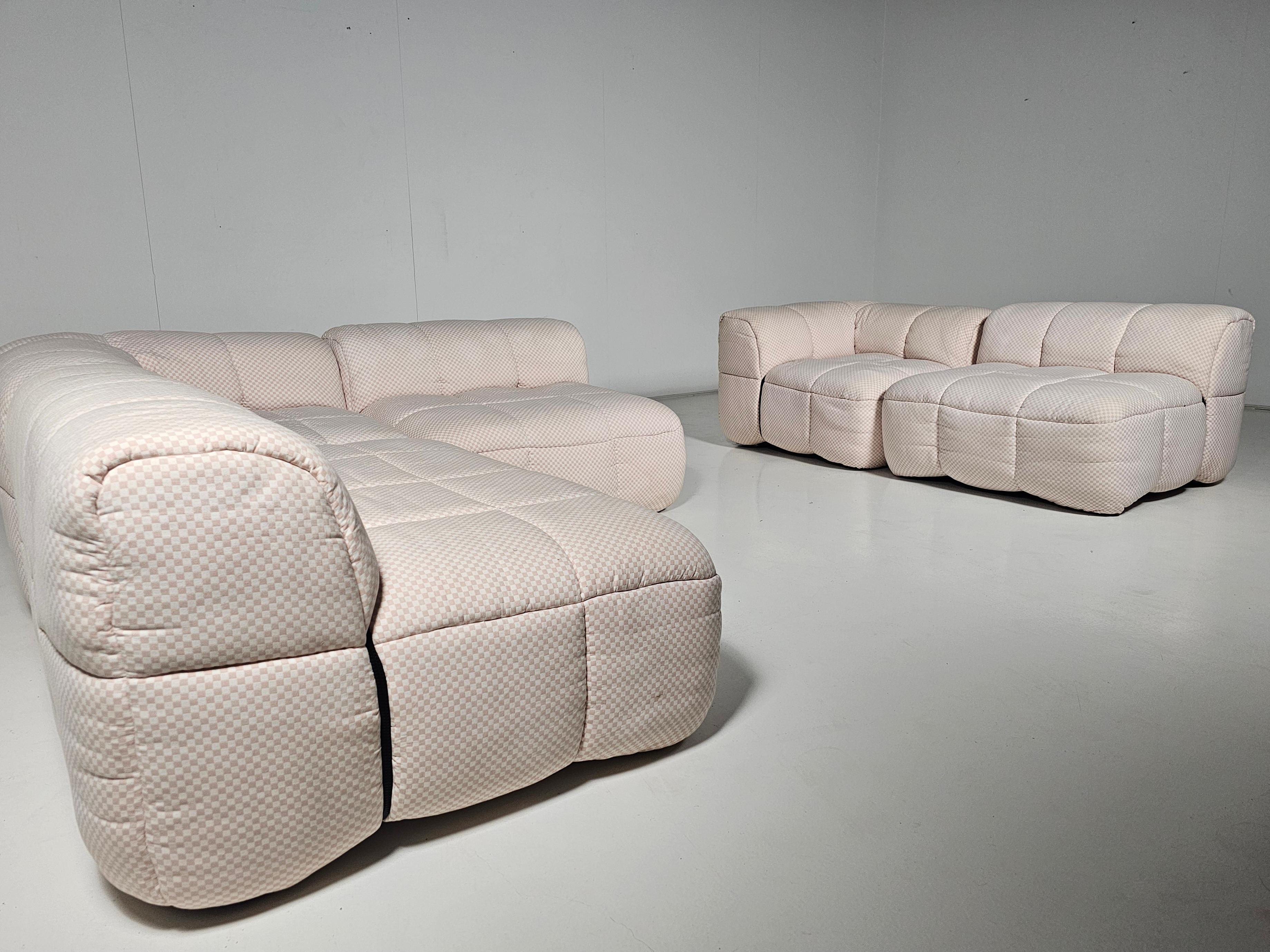 Strips Sofa in original pink checkered fabric by Cini Boeri for Arflex, 1970s For Sale 3