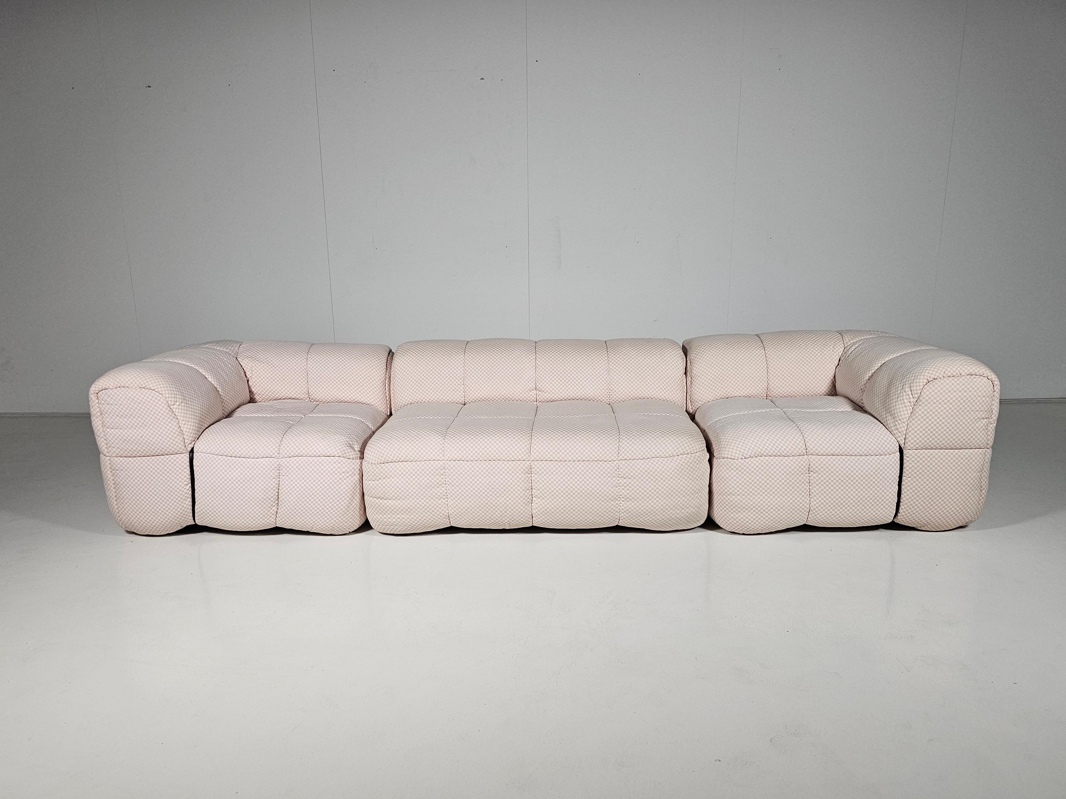 Strips sofa, Cini Boeri, original pink and cream checkered fabric, 1960s.

One of the most famous products of Arflex. Designed in 1968, it was awarded the price Compasso d’Oro and it is displayed in several museums around the world, like for example