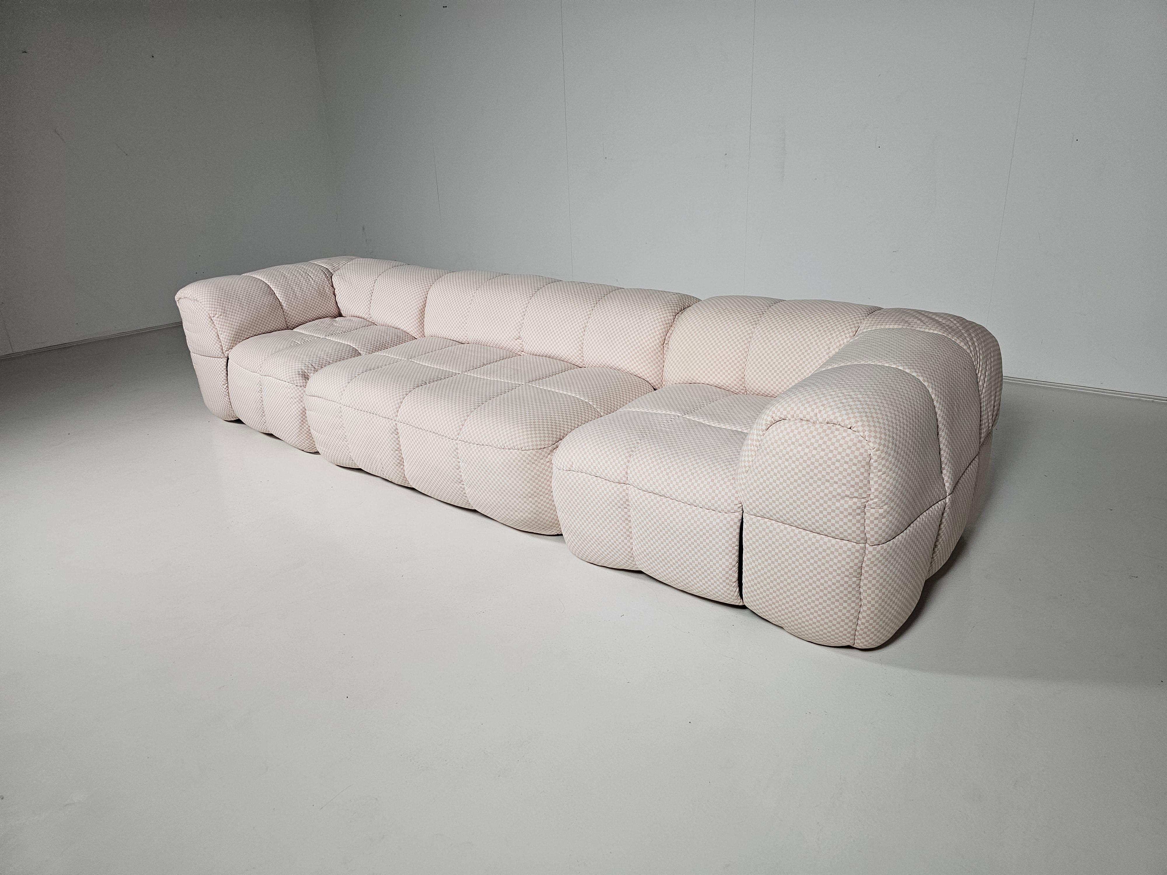 Mid-Century Modern Strips Sofa in original pink checkered fabric by Cini Boeri for Arflex, 1970s For Sale