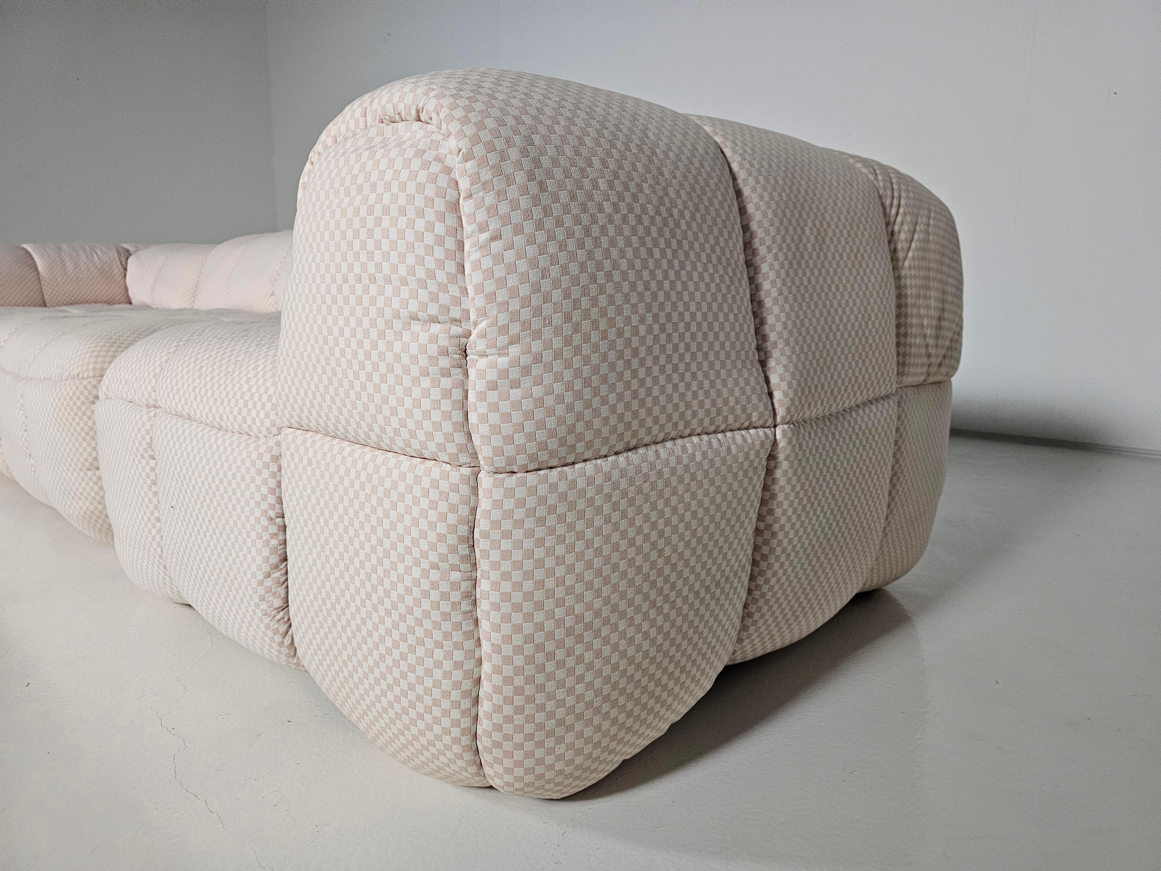 Strips Sofa in original pink checkered fabric by Cini Boeri for Arflex, 1970s For Sale 2