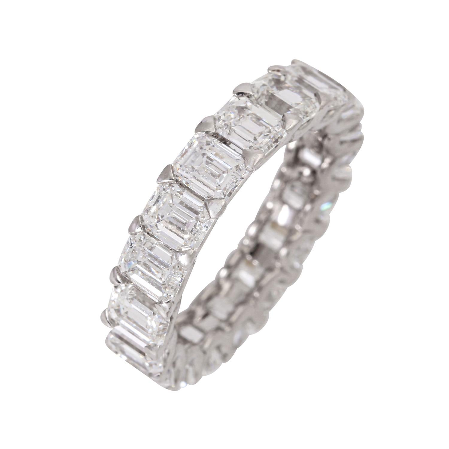 Stroller -fine memoirering with diamond in emerald cut too approx. 9.42ct, In Excellent Condition For Sale In Stuttgart, BW