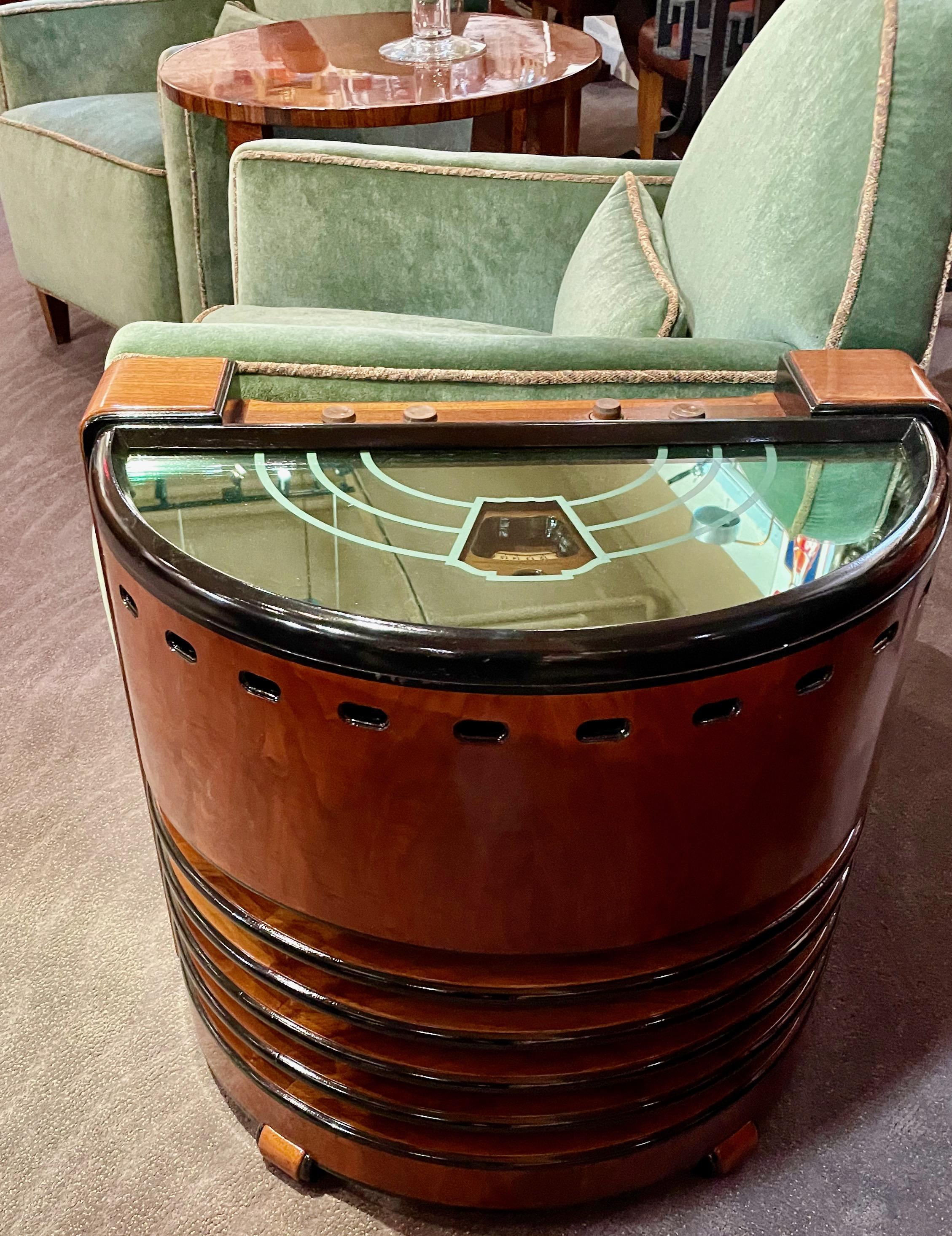 Stromberg-Carlson 231-R Chairside Tube Radio Bluetooth '1937' Rare Teal Mirror In Good Condition In Oakland, CA