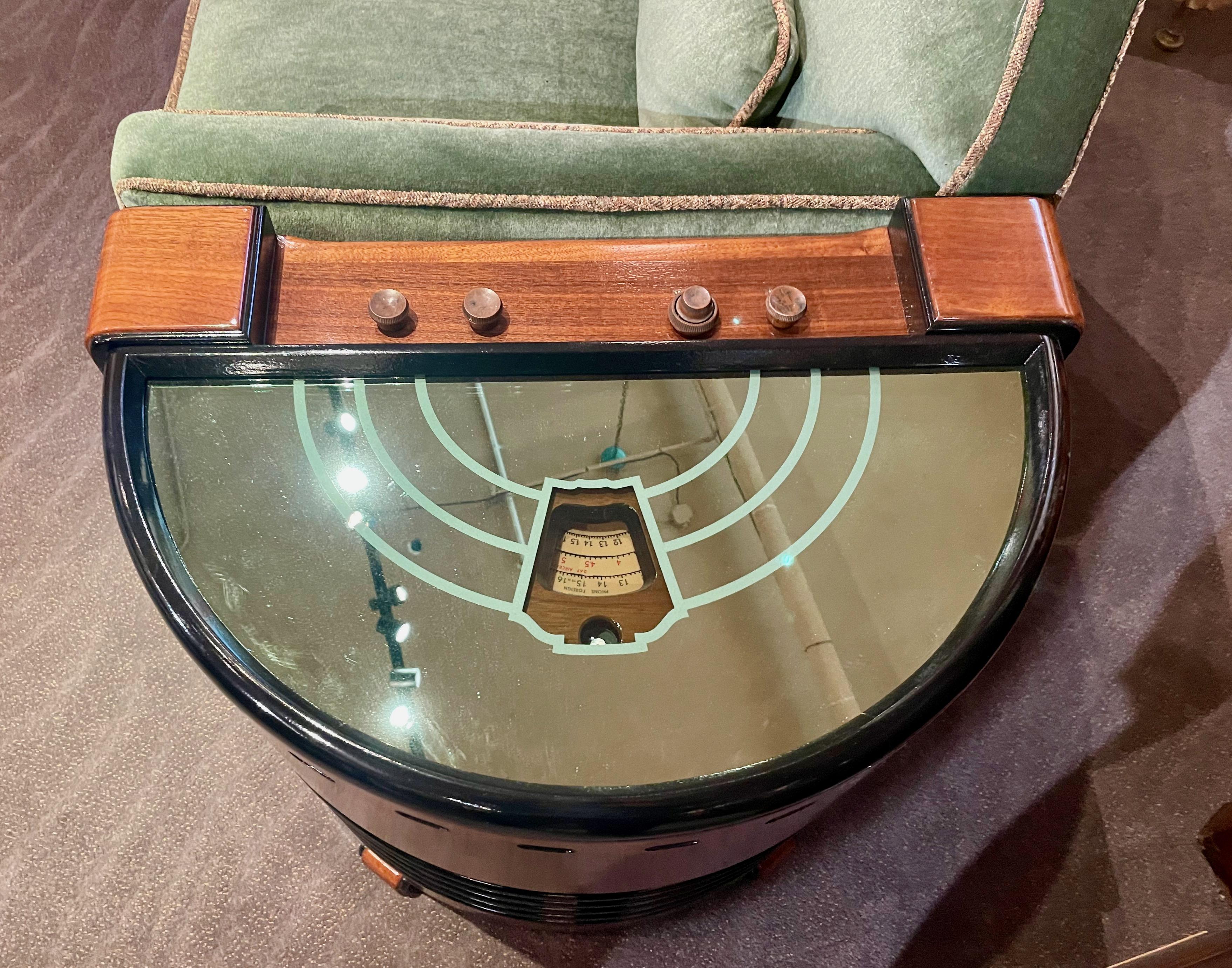 Mid-20th Century Stromberg-Carlson 231-R Chairside Tube Radio Bluetooth '1937' Rare Teal Mirror