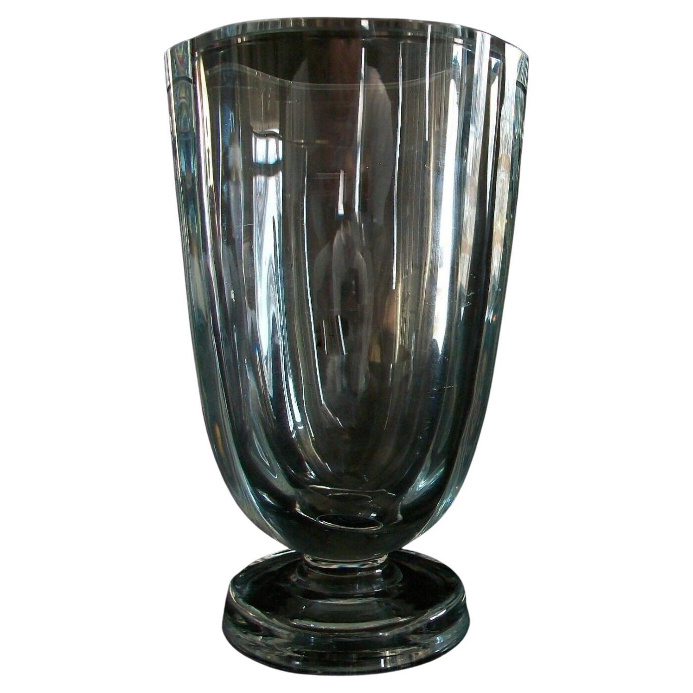Strömberg Glass - Mid-Century Modern Crystal Vase, Signed, Sweden, circa 1950 For Sale