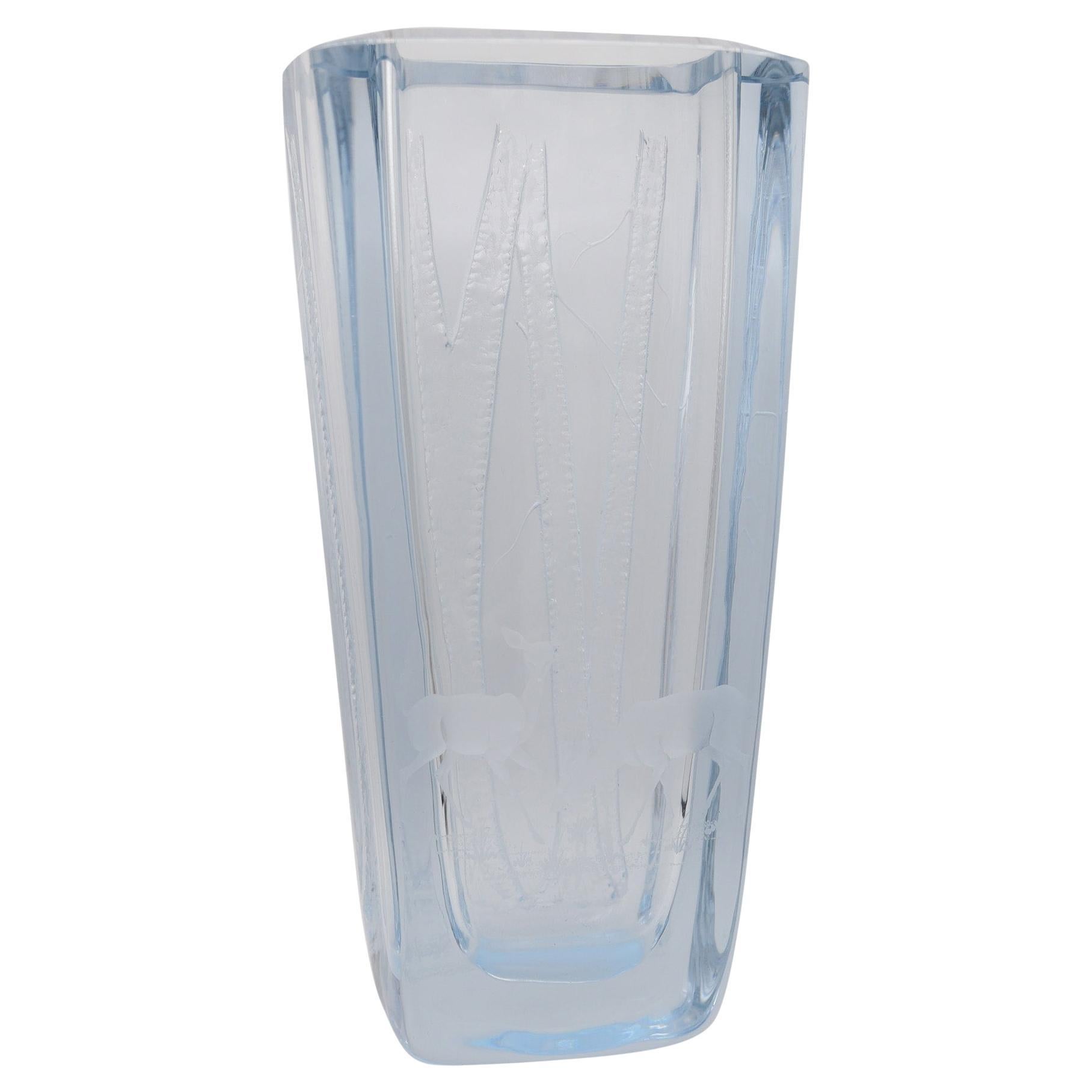 STROMBERGSHYTTAN 1950-60 Sweden Laila Von Wendel Decorative Art Glass Vase For Sale