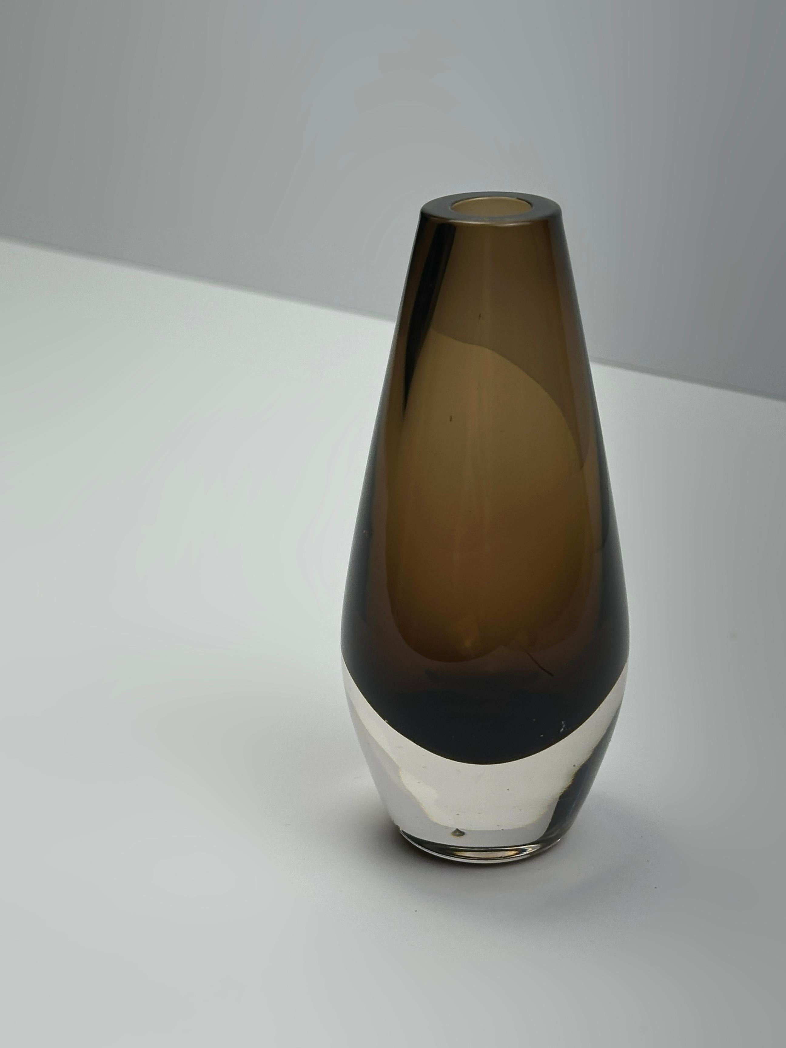 Strombergshyttan Smoked Brown Sommerso Glass Bud Vase, Sweden, 1960s For Sale 1