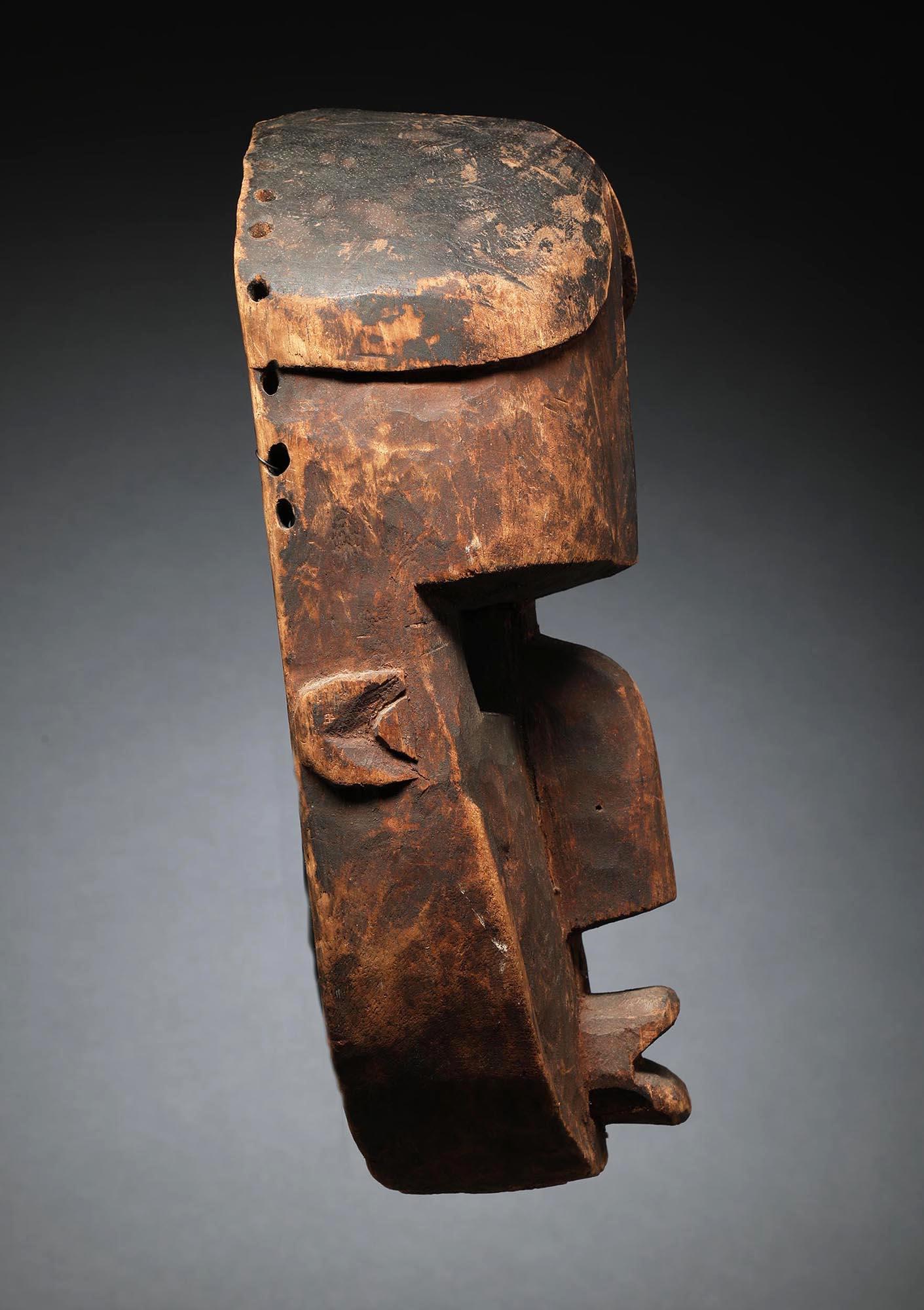 Strong Cubist Lwalwa Mask DRC Congo Zaire Early 20th Century Provenance In Fair Condition In Point Richmond, CA