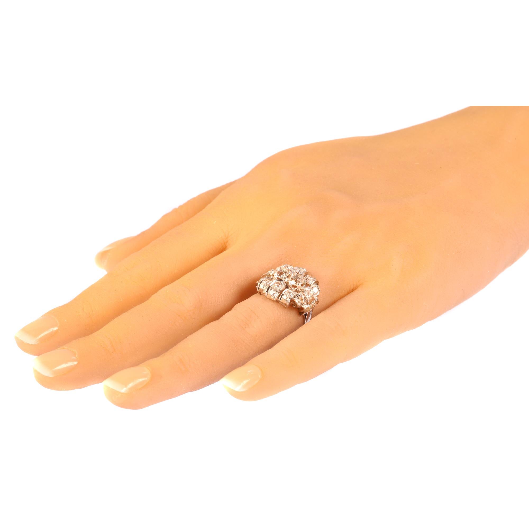 Strong Design Art Deco Platinum Diamond ‘2.50 Carat’ Engagement Ring For Sale 6