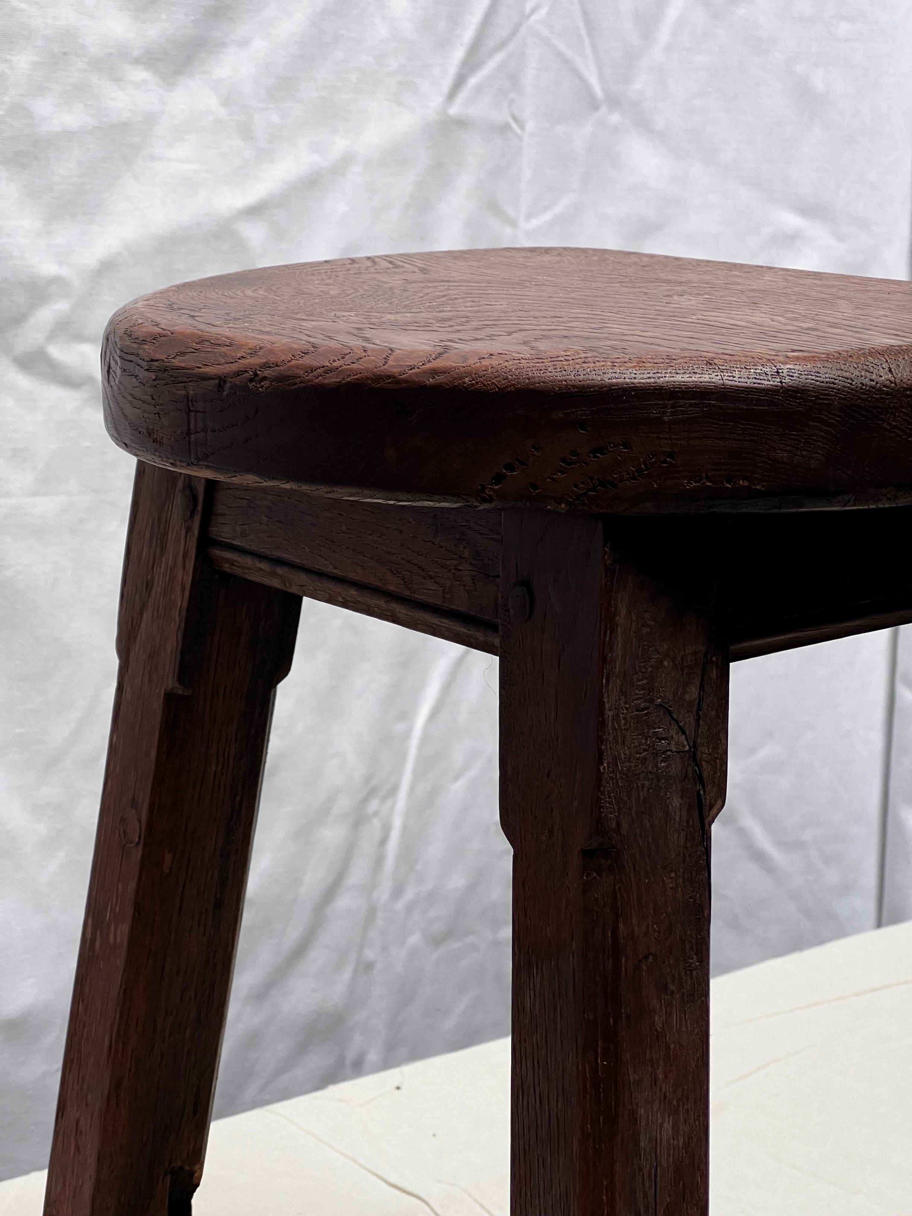 Strong French Stained Wooden Stool with handle circa 1900 Brutalist For Sale 2