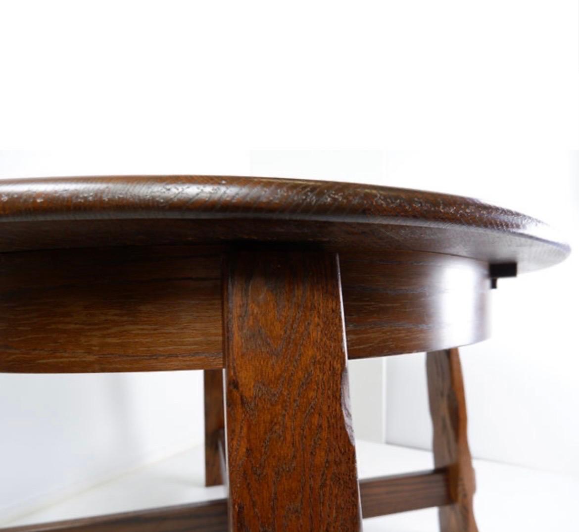Table ronde à rallonge en Oak Brutalist 1950s Mid-20th Century en vente 5