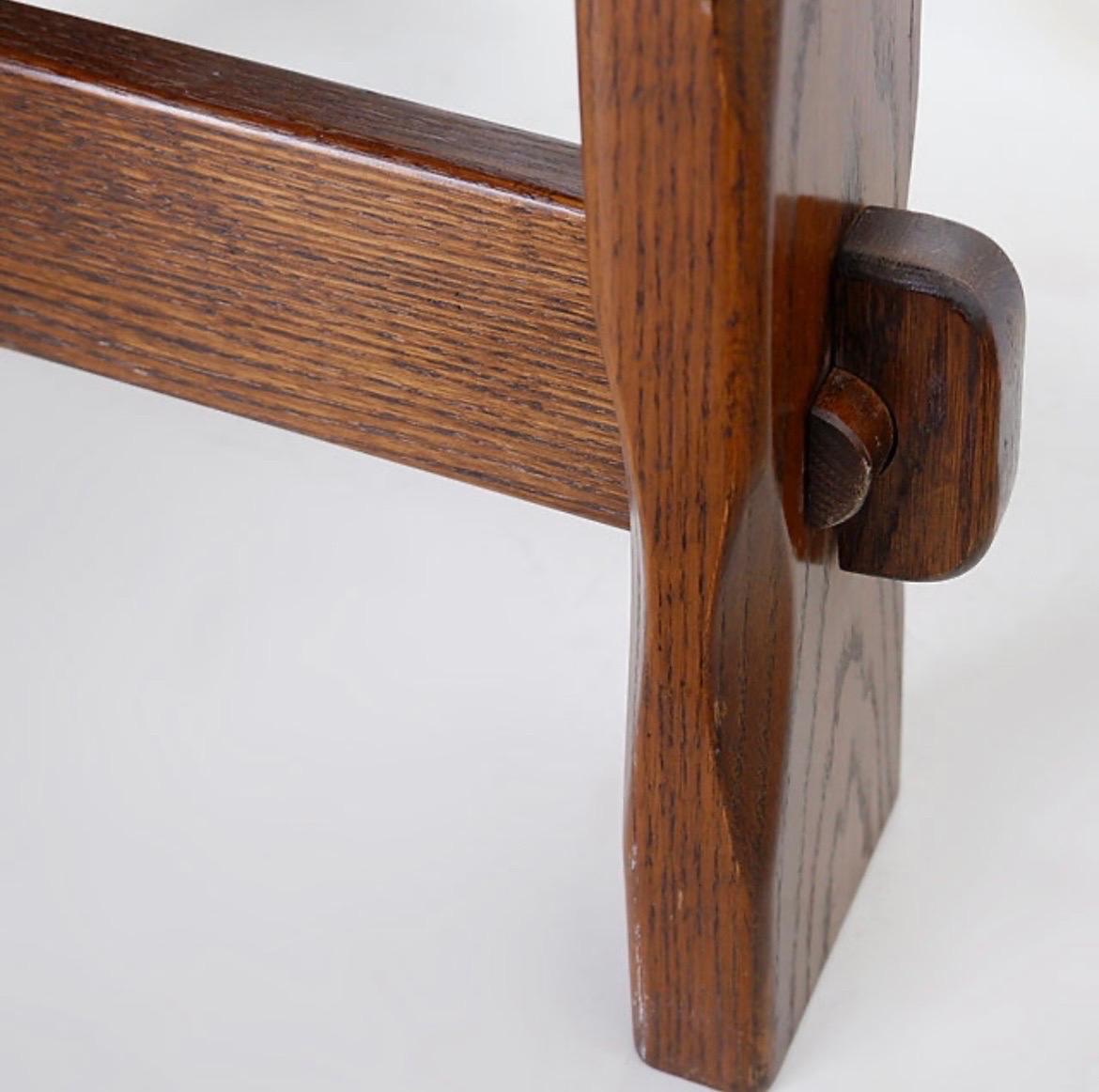 Table ronde à rallonge en Oak Brutalist 1950s Mid-20th Century en vente 2