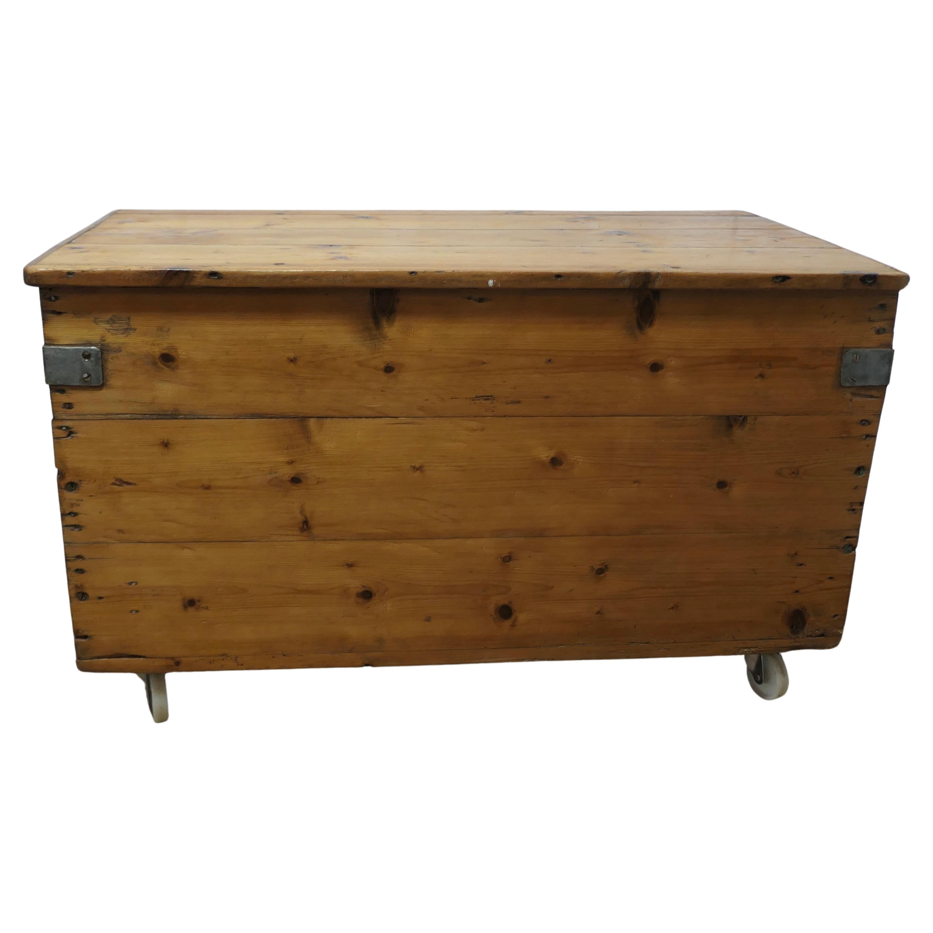 Strong Victorian Pine Blanket Box set on Wheels  This is a good heavy piece For Sale