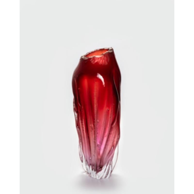 Structured By Nature Medium Vase by David Valner
Dimensions: D 22 x W 22 x H 52 cm.
Materials: Glass.
Weight: 8 kg.
Finish: Medium-size “branches” production style, purple and pink colors.

“Authentic imprints of the Czech nature in