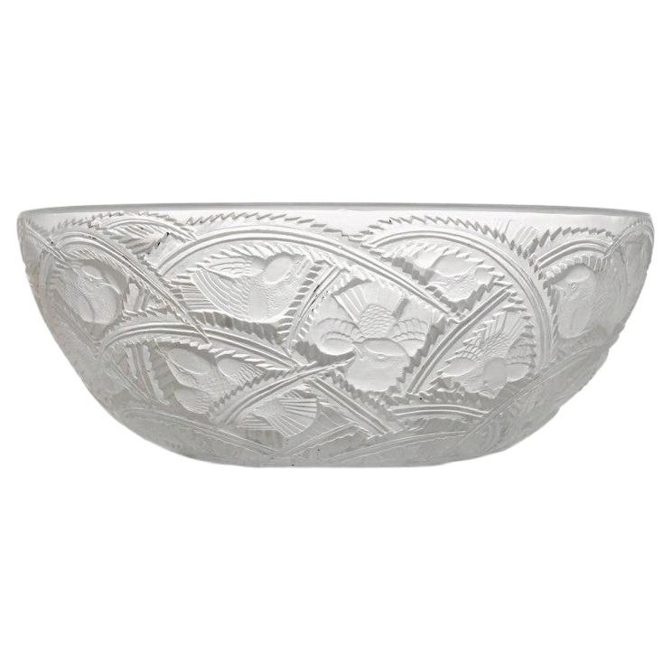 Structured Exquisite Clear Crystal Bowl by Lalique, France