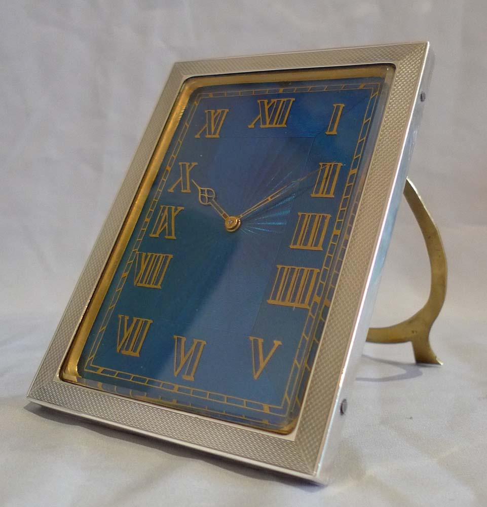 Strut Clock in Silver and Petrol Blue Guilloche Enamel In Good Condition In London, GB