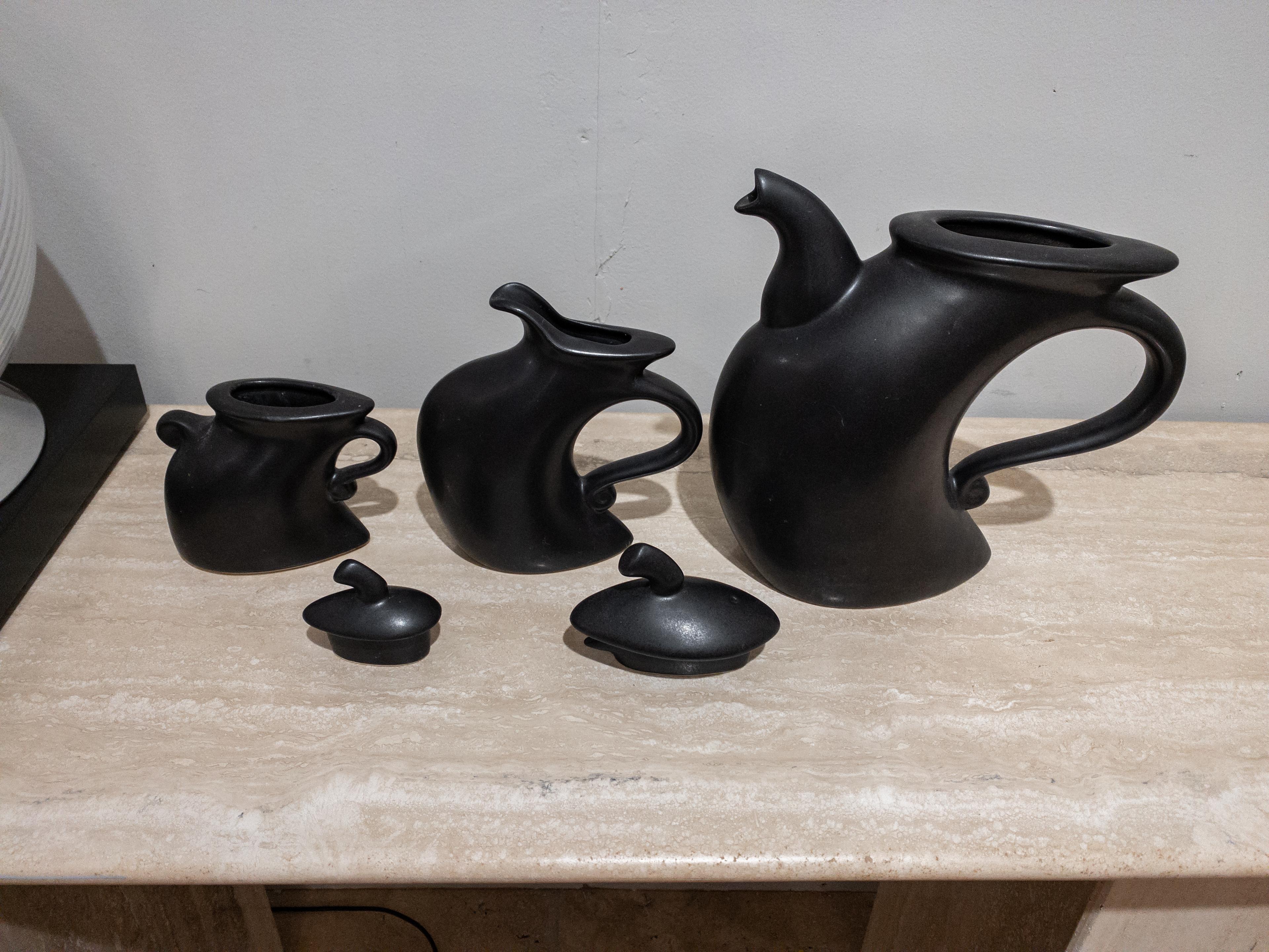 20th Century “Struttin Down 5th Avenue” Ceramic Tea Set For Sale