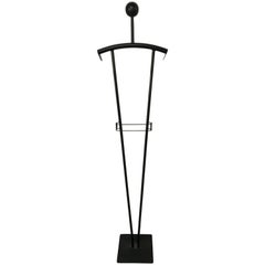 Struttura Due Post Modern Figural Valet Stand or Coat Rack, anni '80