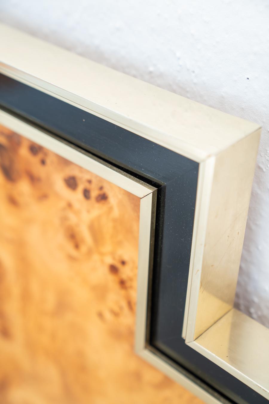 Bed frame, chest of drawers and pair of bedside tables in 1970s briarwood 10