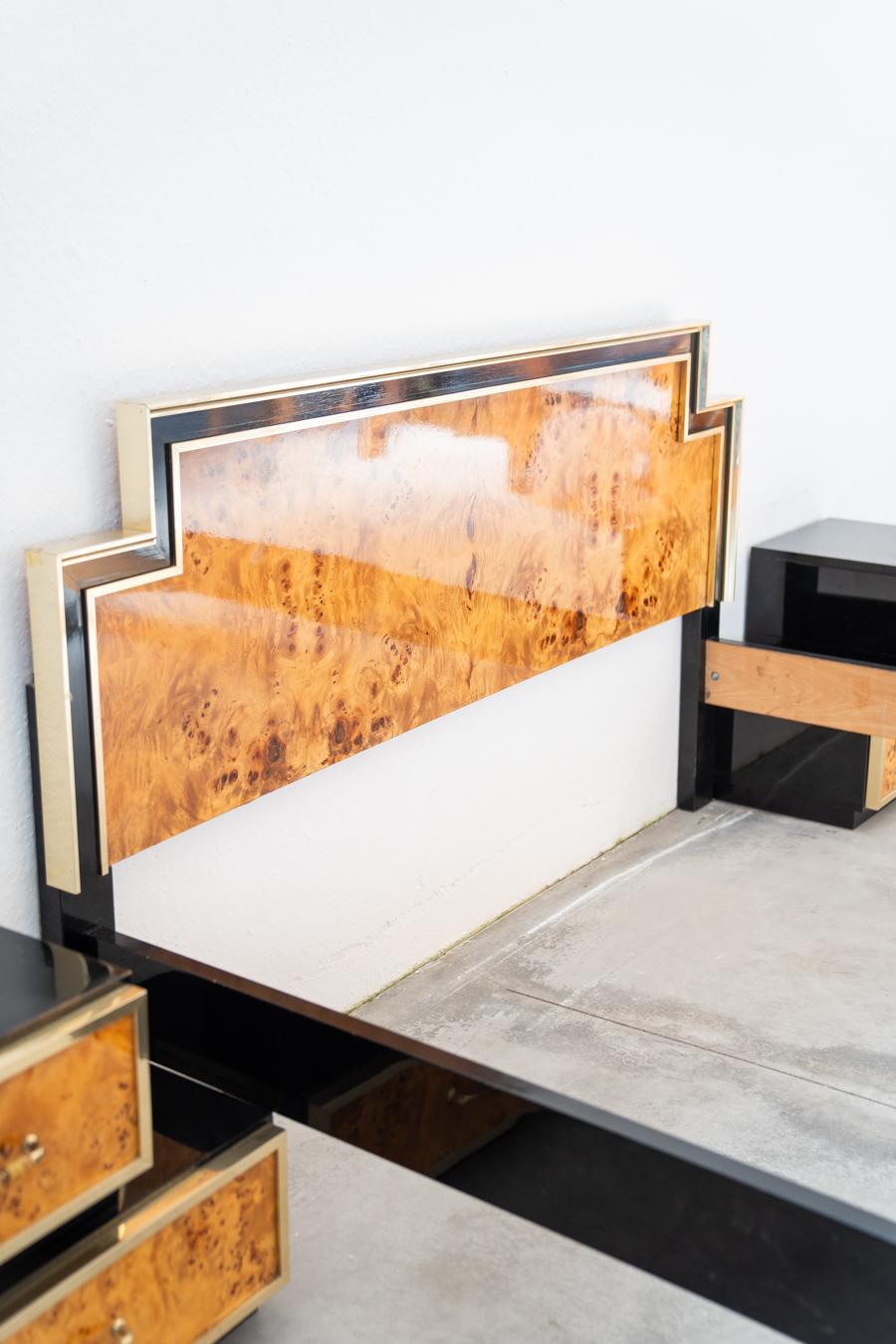 Aluminum Bed frame, chest of drawers and pair of bedside tables in 1970s briarwood