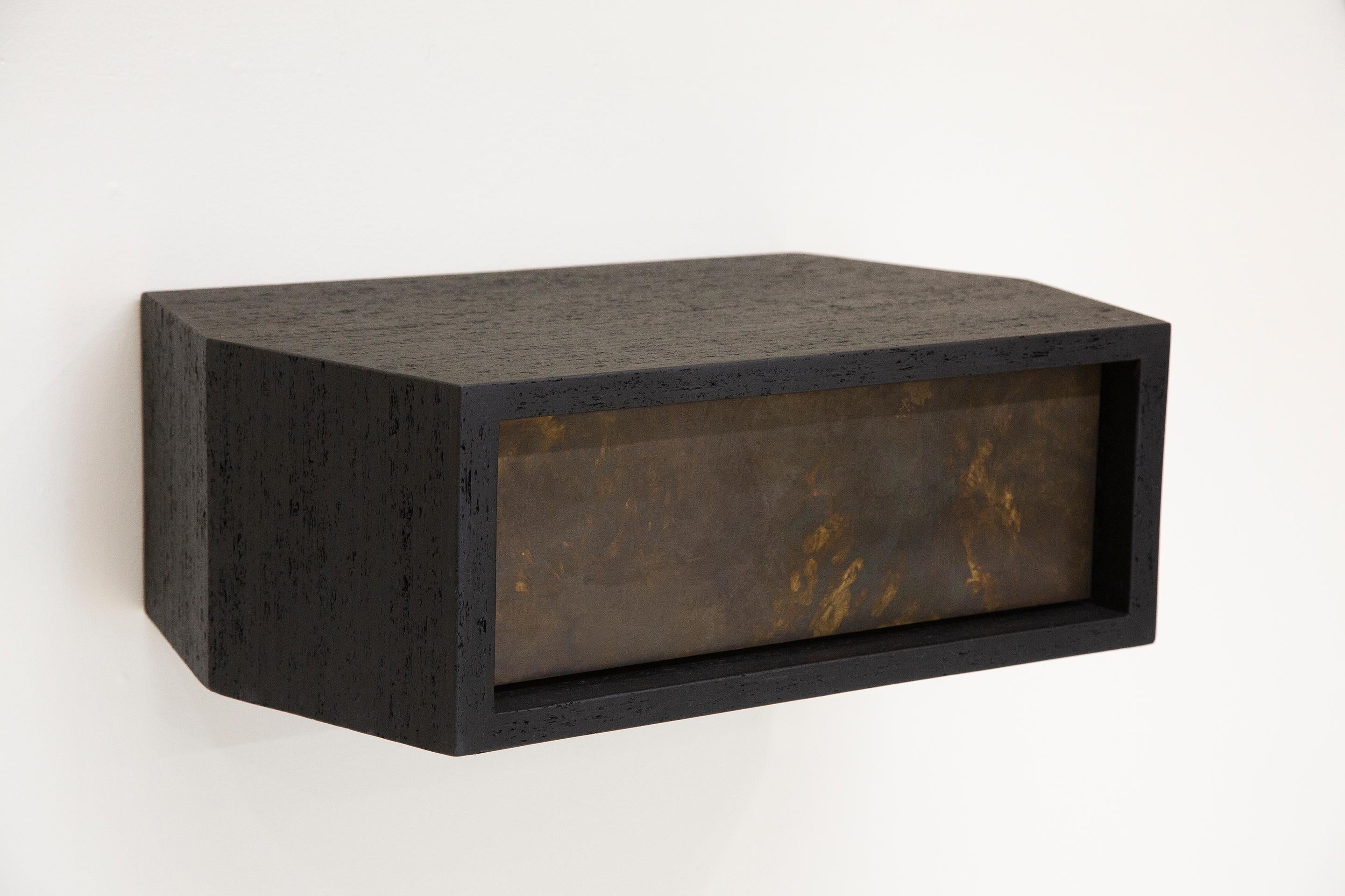 Brutalisme Struttura Mini Case Table en Maykume noir et tiroir en laiton fumé EN STOCK EN VENTE en vente