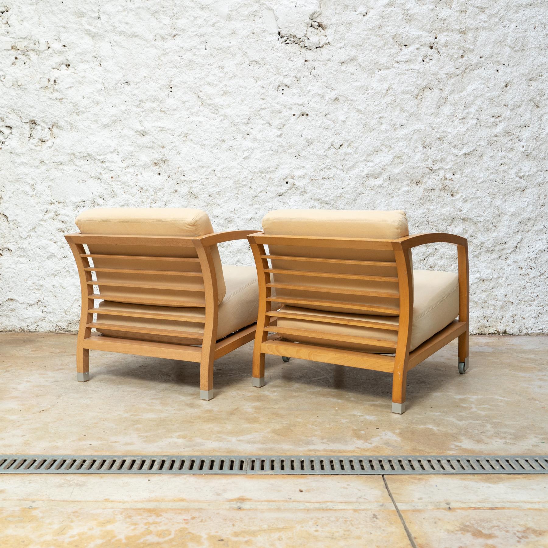 Wood Stua Malena Pair of Armchairs: Contemporary Spanish Design