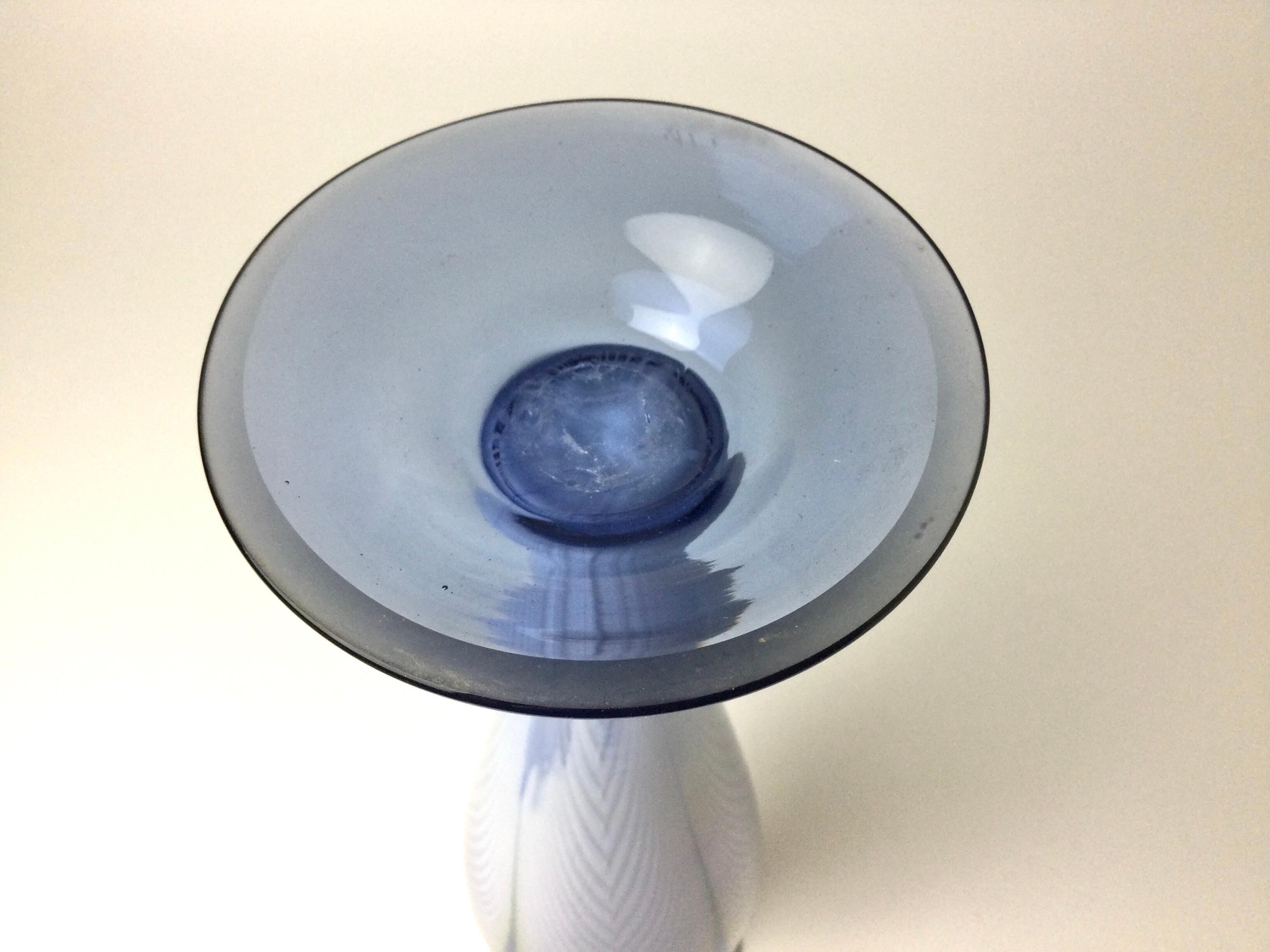 Grand vase Art Nouveau à plumes tirées Stuart Abelman, 1980 en vente 2