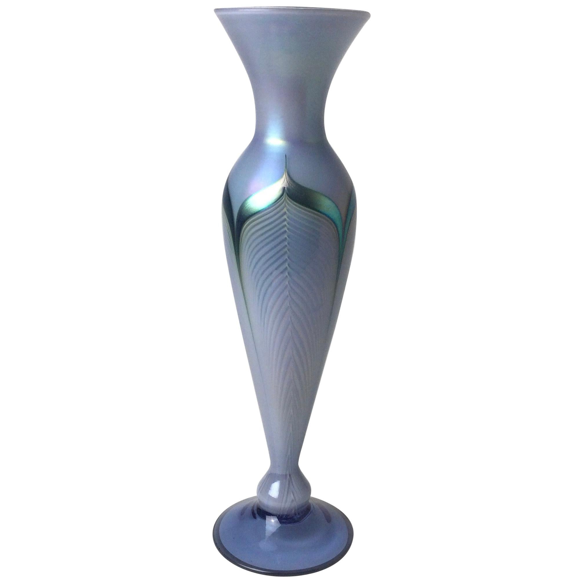 Stuart Abelman Art Glass Pulled Feather Art Nouveau Tall Vase, 1980