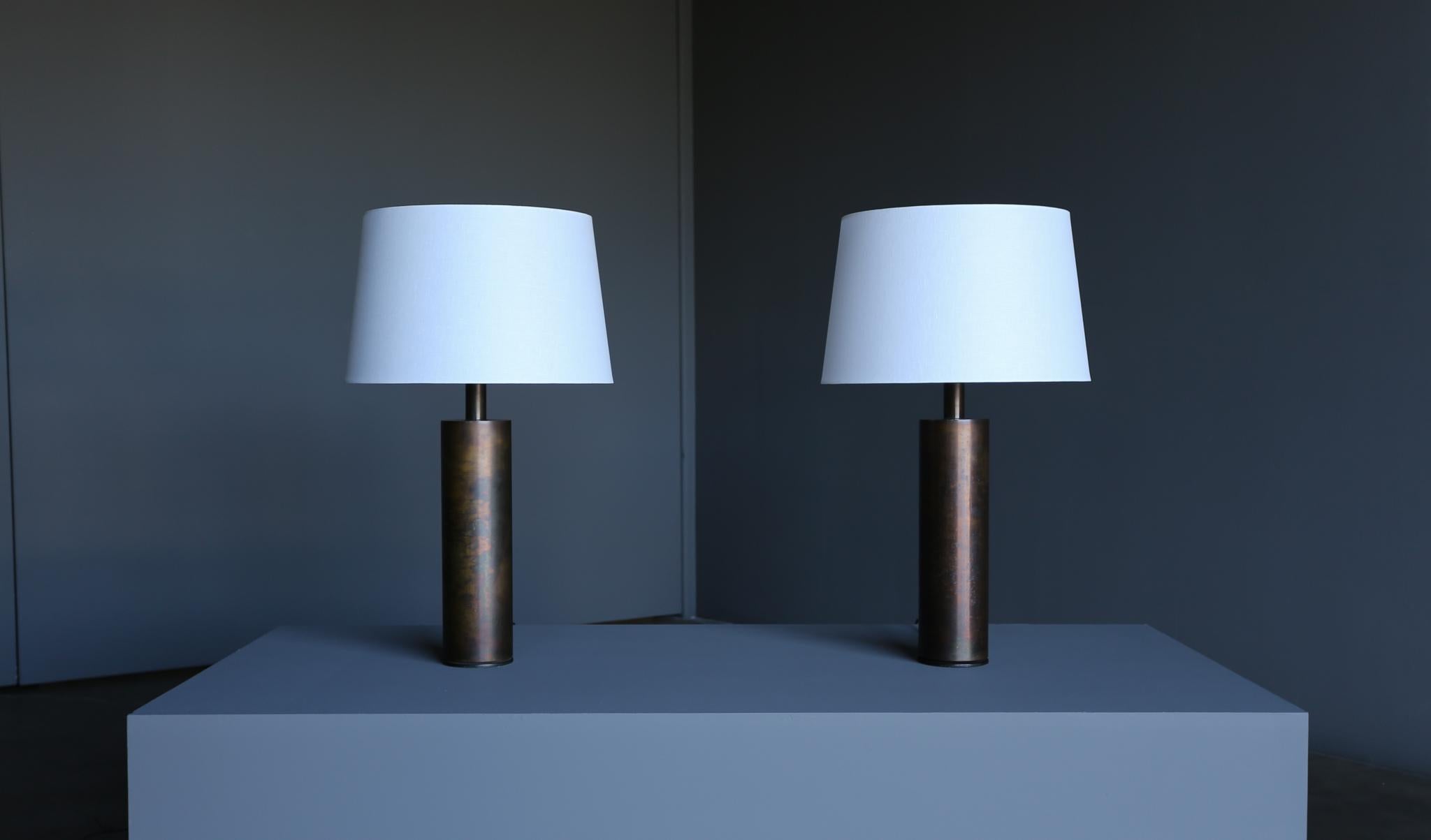 Stuart Barnes brass table lamps for Robert Long, circa 1970. This pair was handcrafted at the Robert Long studio in Sausalito, California. 

Each lamp measures: 

5