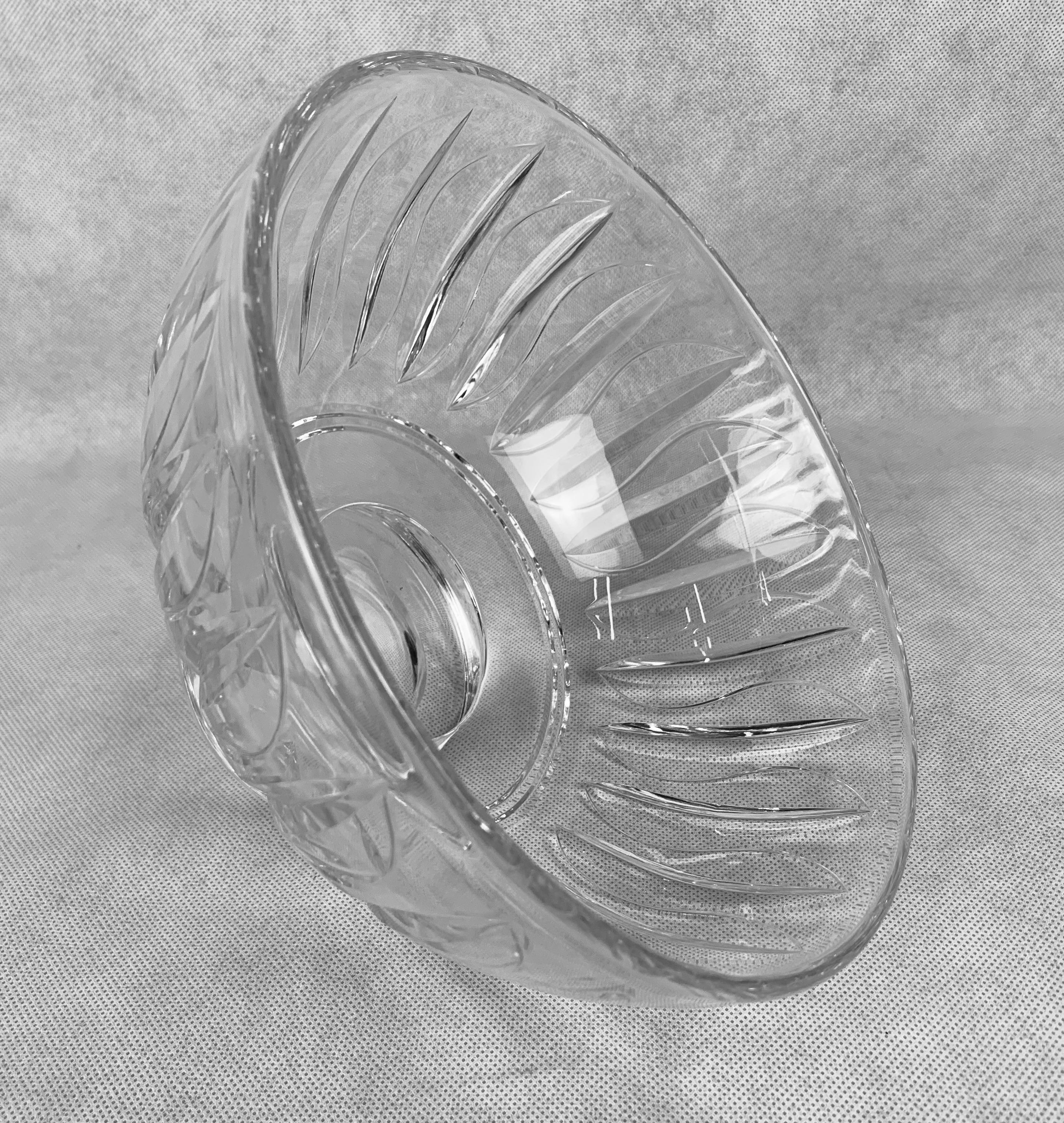 Hand-Crafted Stuart Clear Cut Crystal Bowl in the Hampshire Pattern-England For Sale