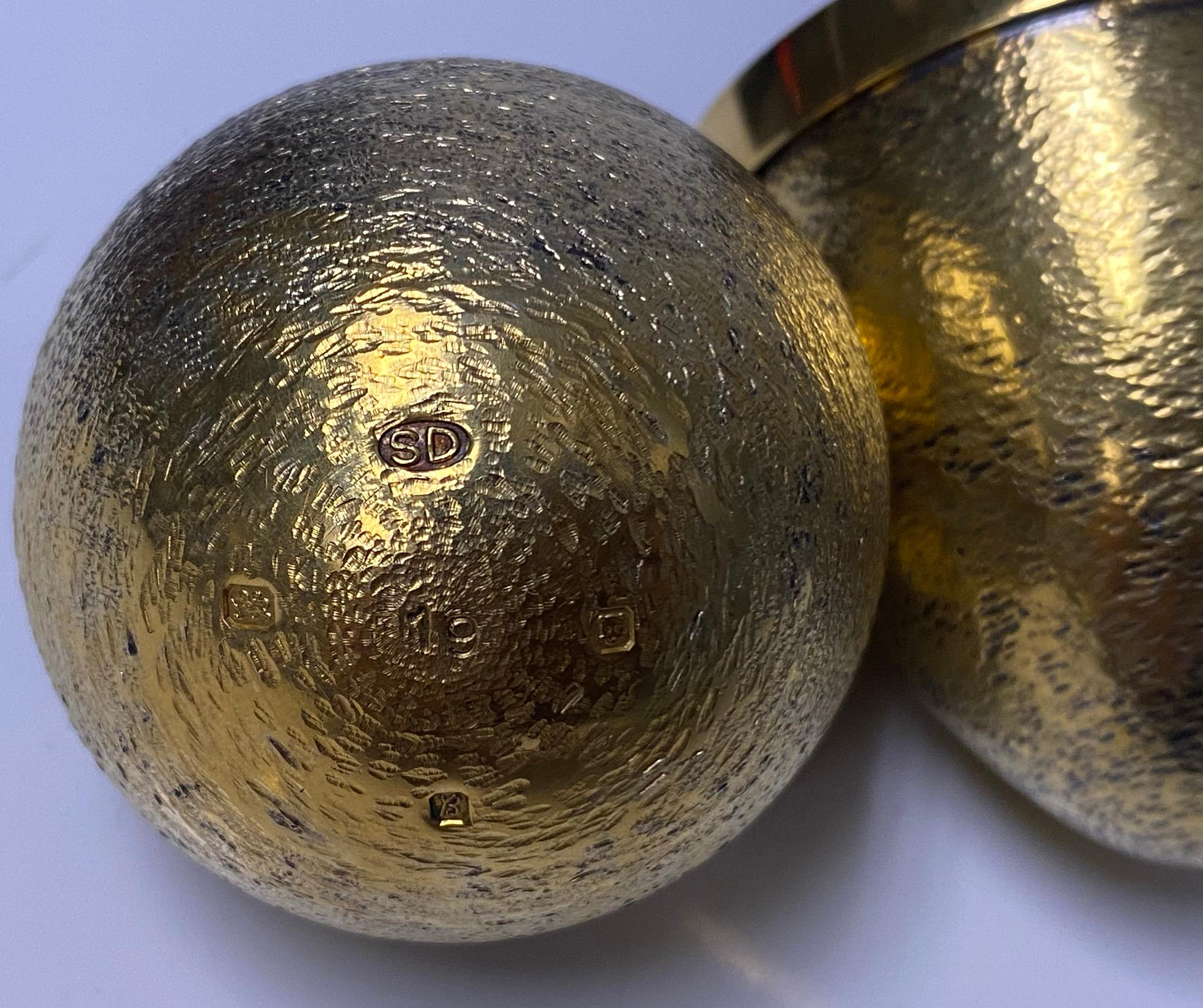 Stuart Devlin Silver and Enamel Egg, London, 1976 3