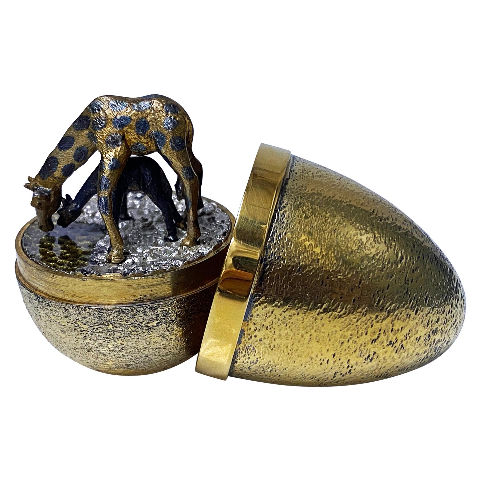 Stuart Devlin Silver and Enamel Egg, London, 1976