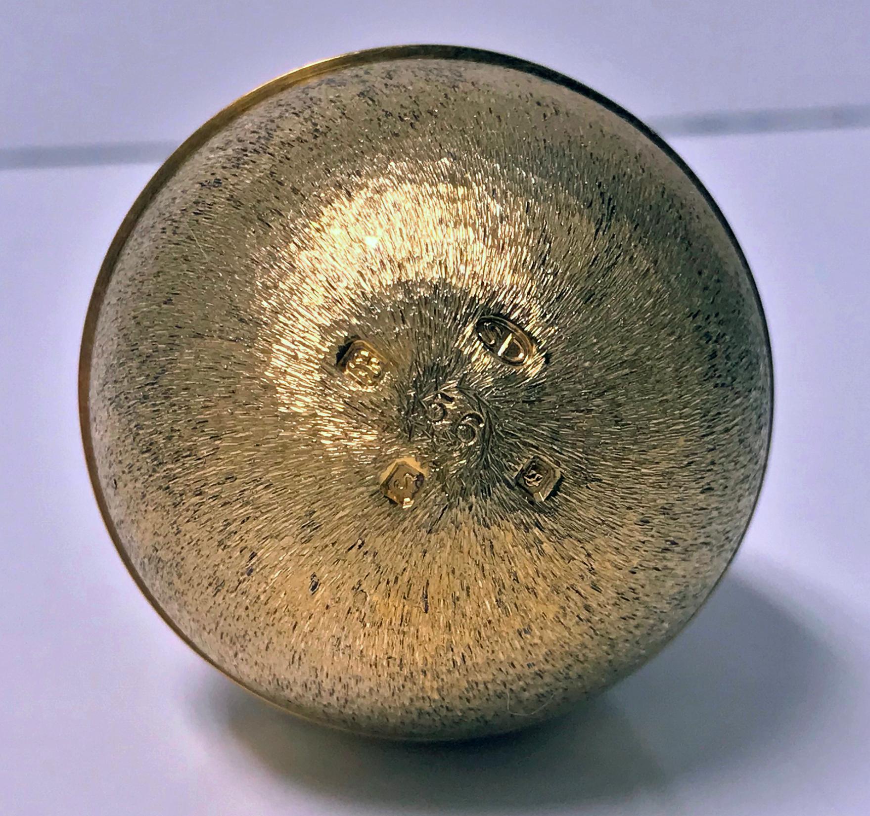 Stuart Devlin Silver Gilt Surprise Chicks Egg, London, 1973 In Good Condition In Toronto, Ontario