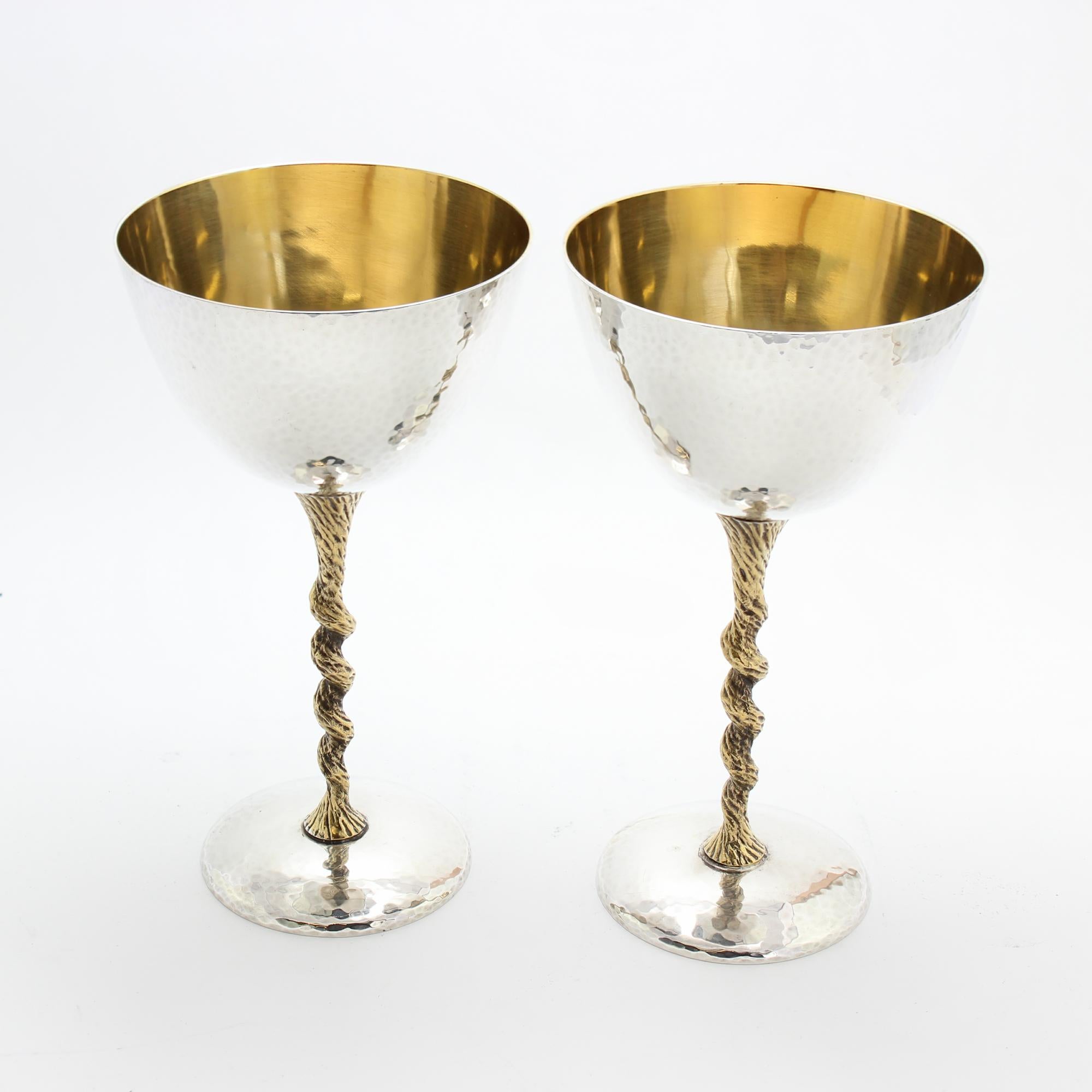 Stuart Devlin Vintage Sterling Silber Paar Champagnerflöten 1973 im Zustand „Gut“ im Angebot in Braintree, GB