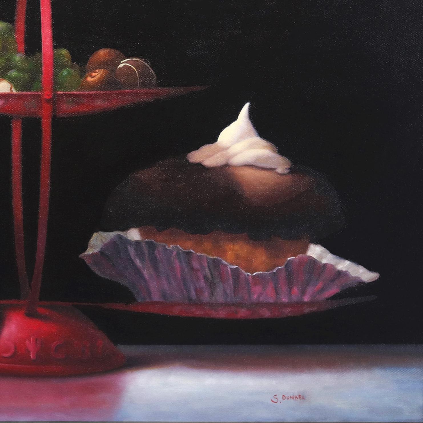 Chinese Desserts - Photorealist Fruit Tart Grapes Cupcake Colorful Oil Painting  For Sale 2